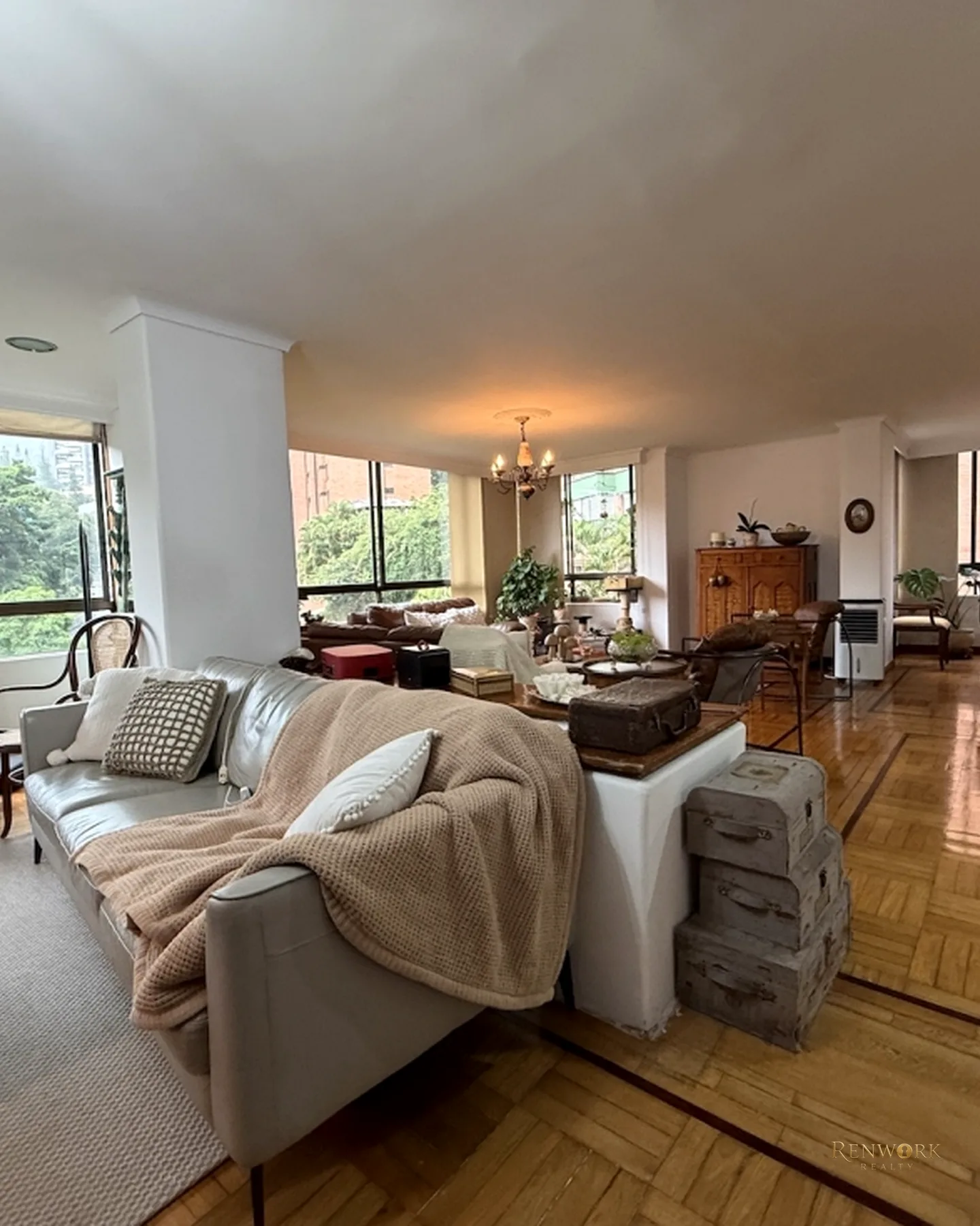 APARTAMENTO PARA LA VENTA EN VIZCAYA, POBLADO, MEDELLÍN · foto 4