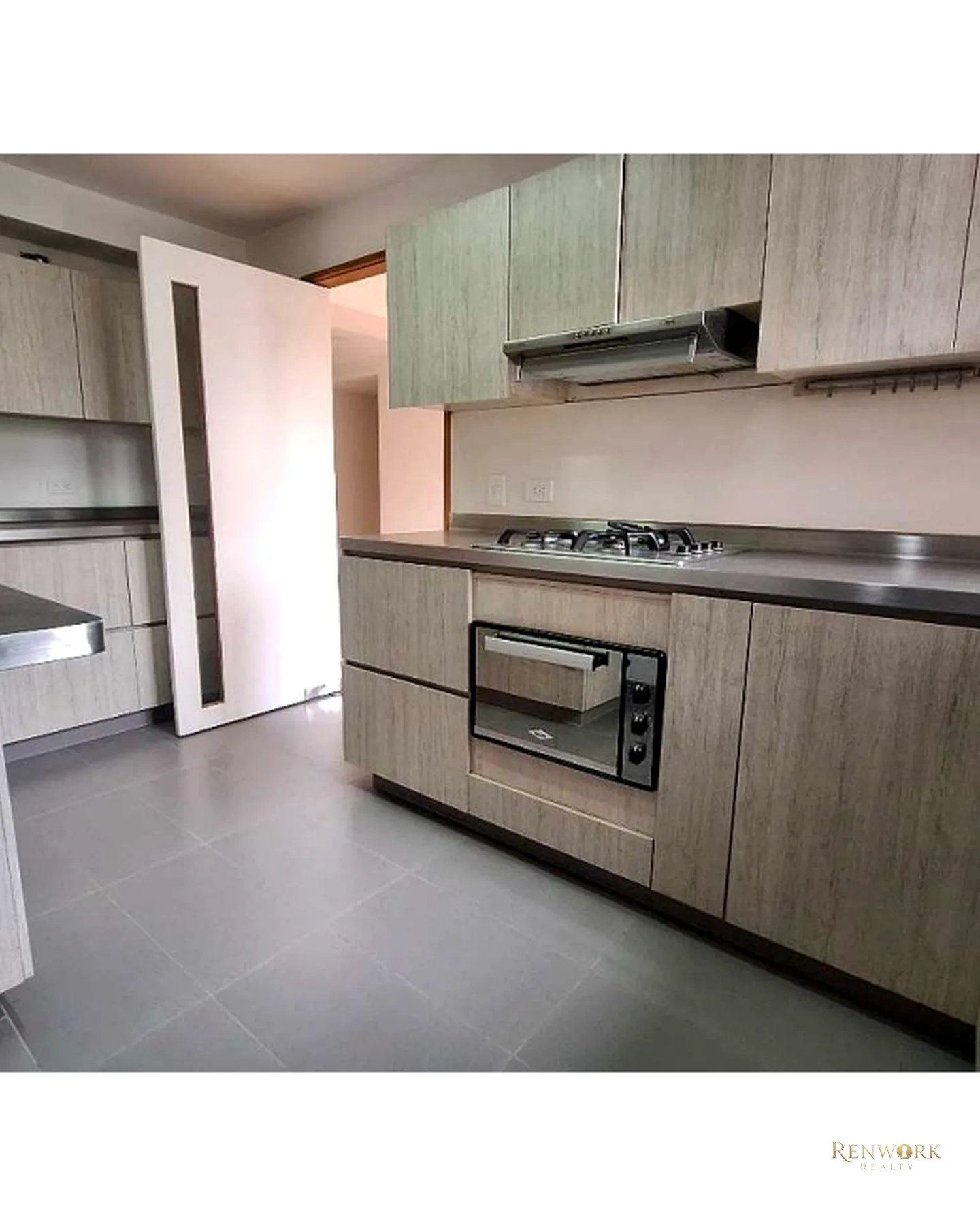 APARTAMENTO PARA VENTA, ALEJANDRIA, POBLADO · foto 4