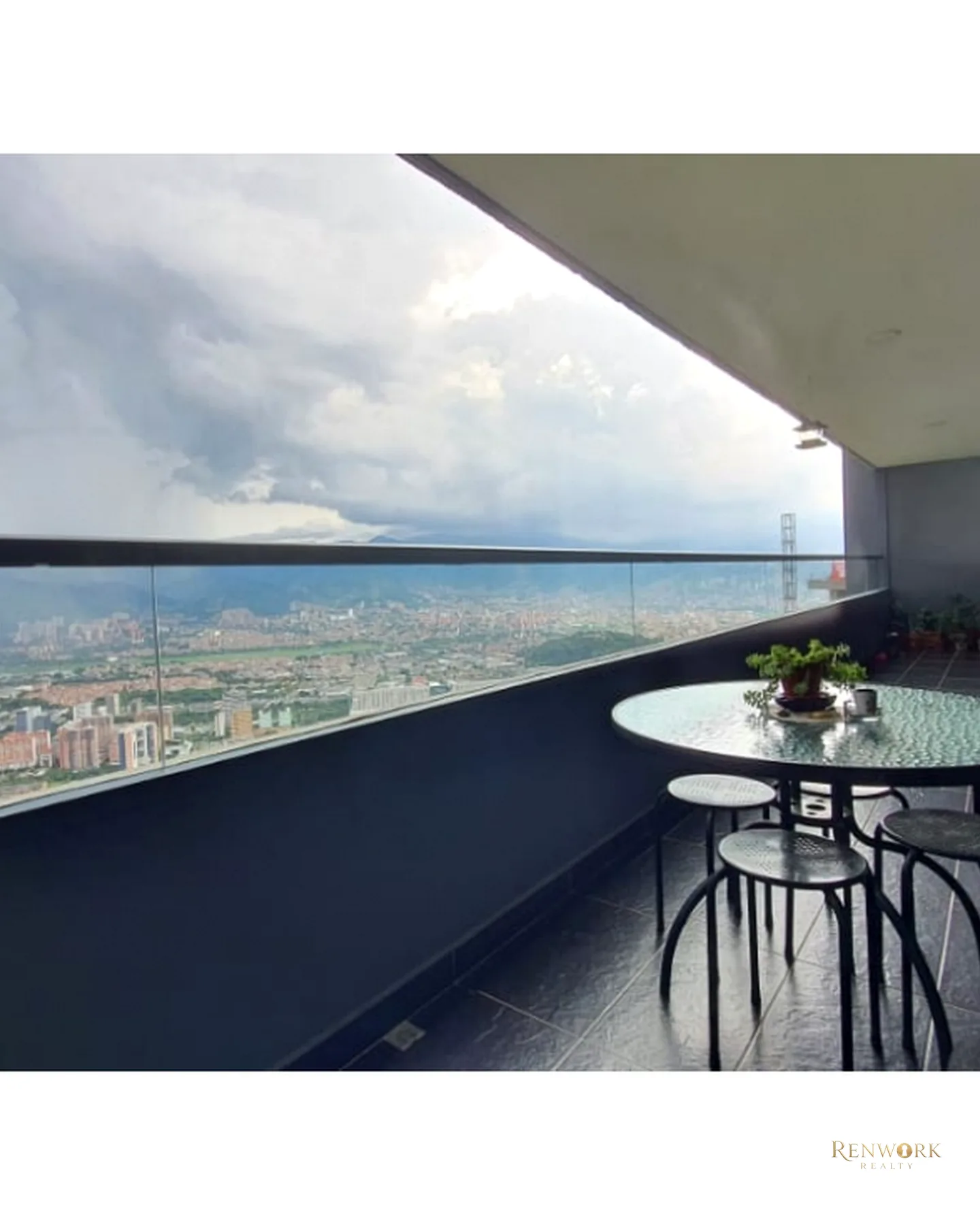 APARTAMENTO PARA VENTA EN LAS PALMAS MEDELLIN · foto 12