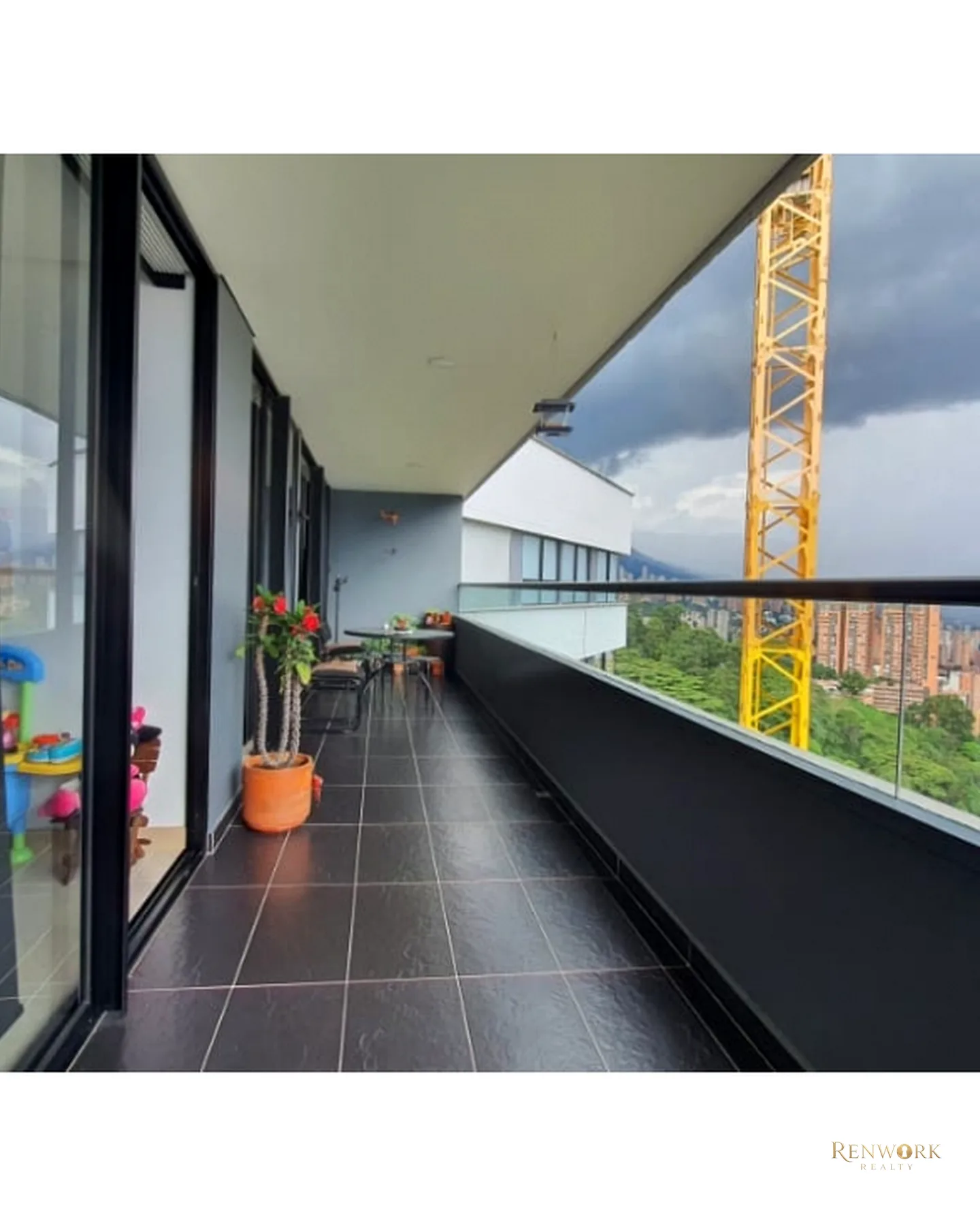 APARTAMENTO PARA VENTA EN LAS PALMAS MEDELLIN · foto 13