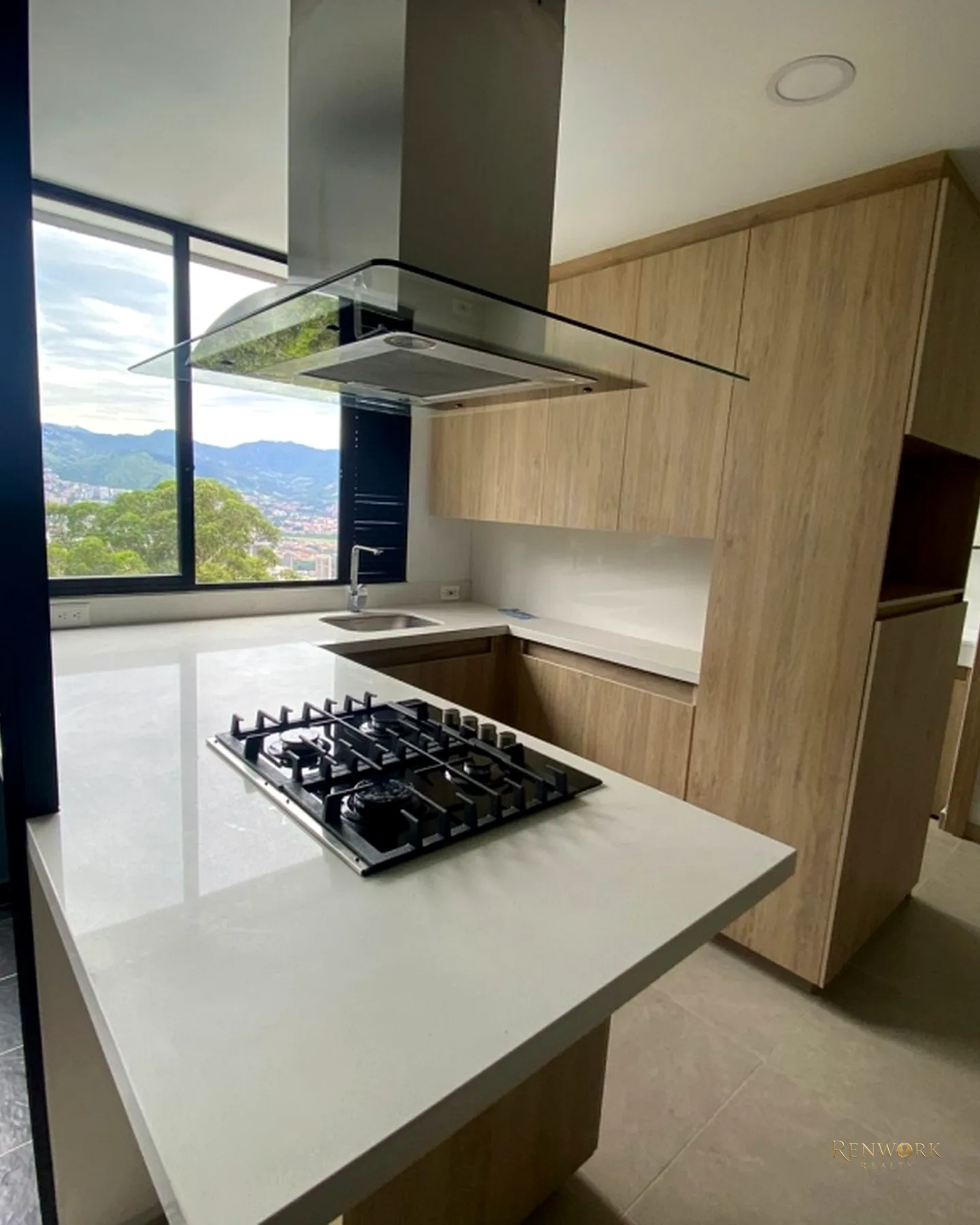 APARTAMENTO PARA VENTA EN LAS PALMAS MEDELLIN · foto 5