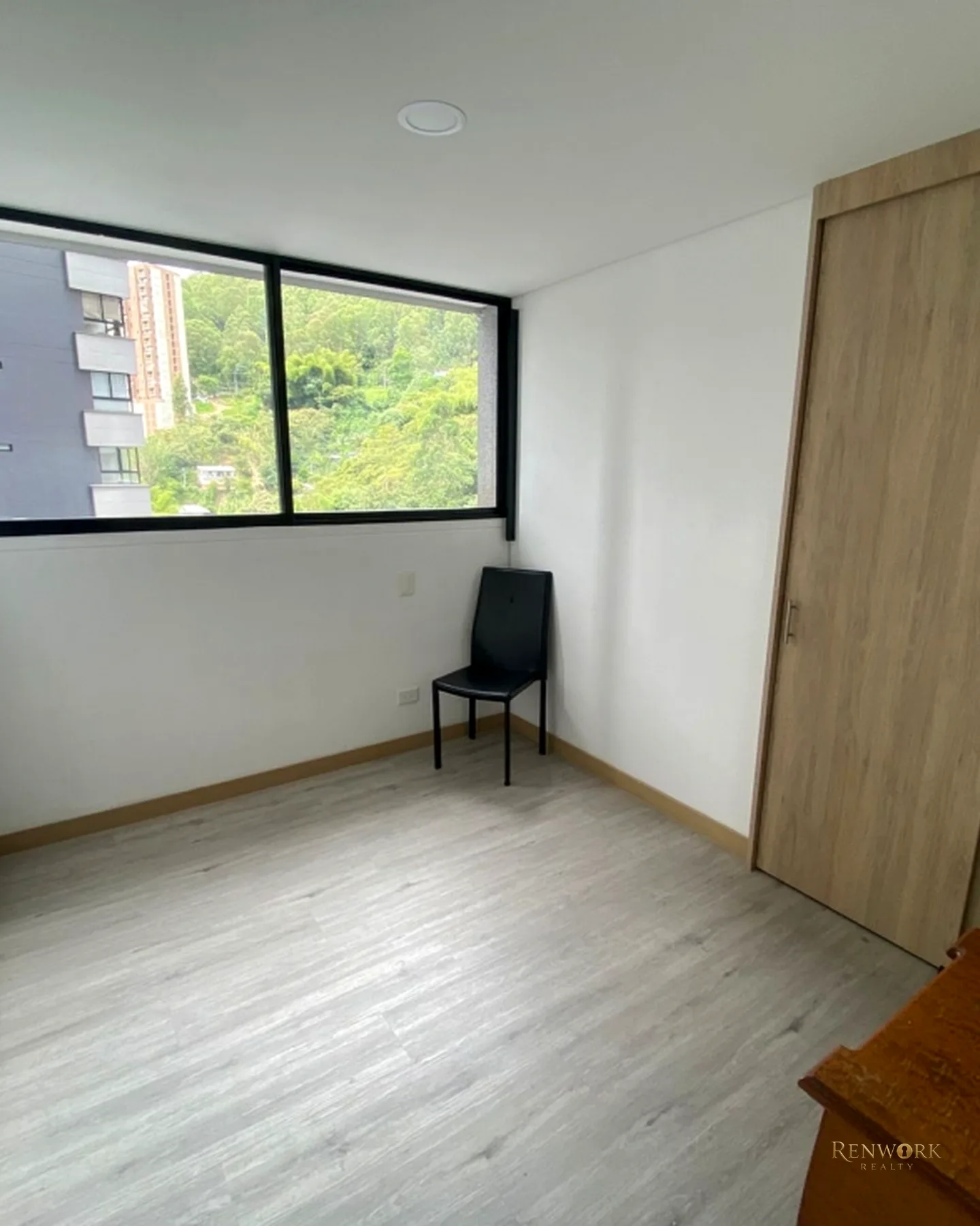 APARTAMENTO PARA VENTA EN LAS PALMAS MEDELLIN · foto 12