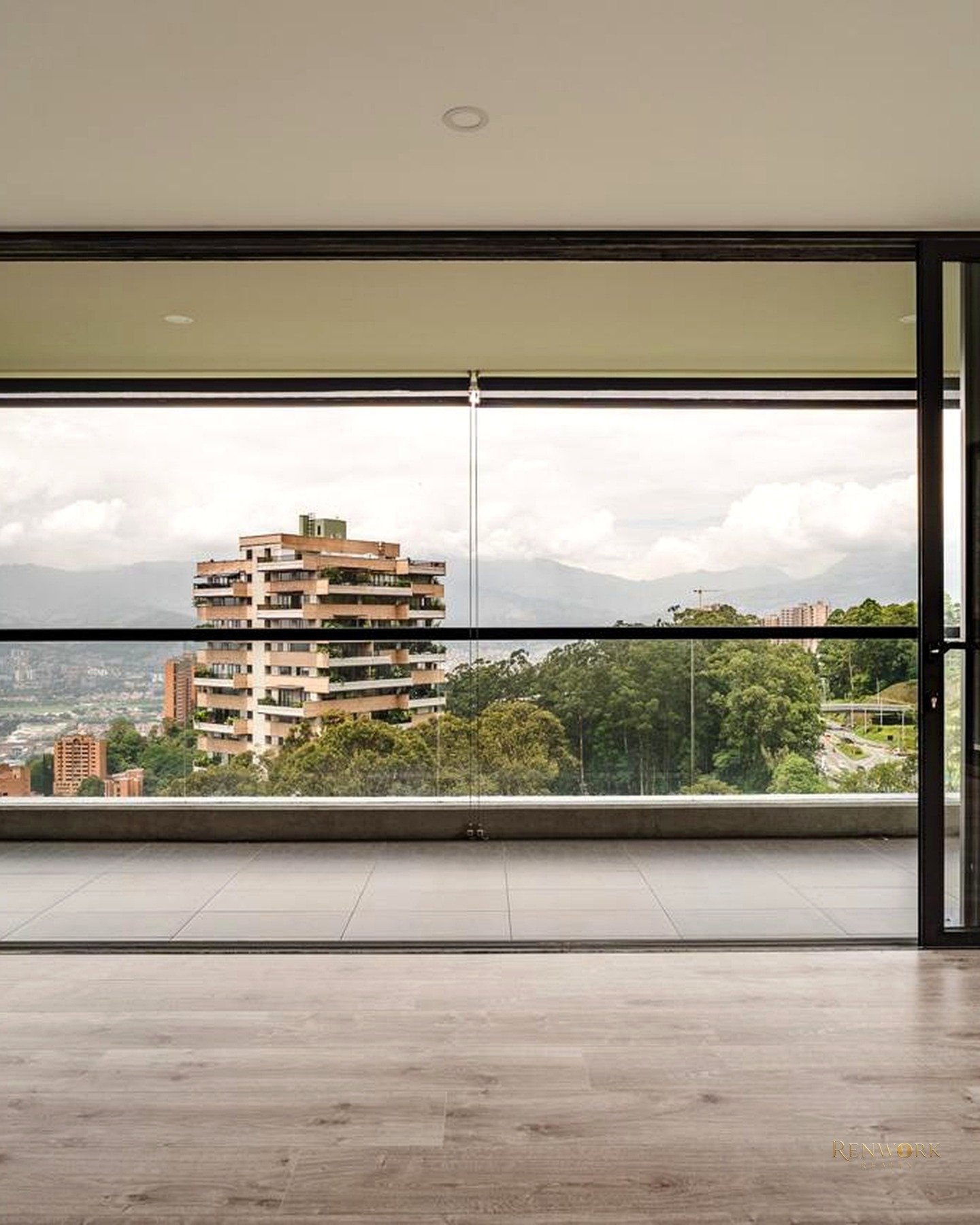 APARTAMENTO PARA VENTA EN POBLADO LAS PALMAS · foto 4