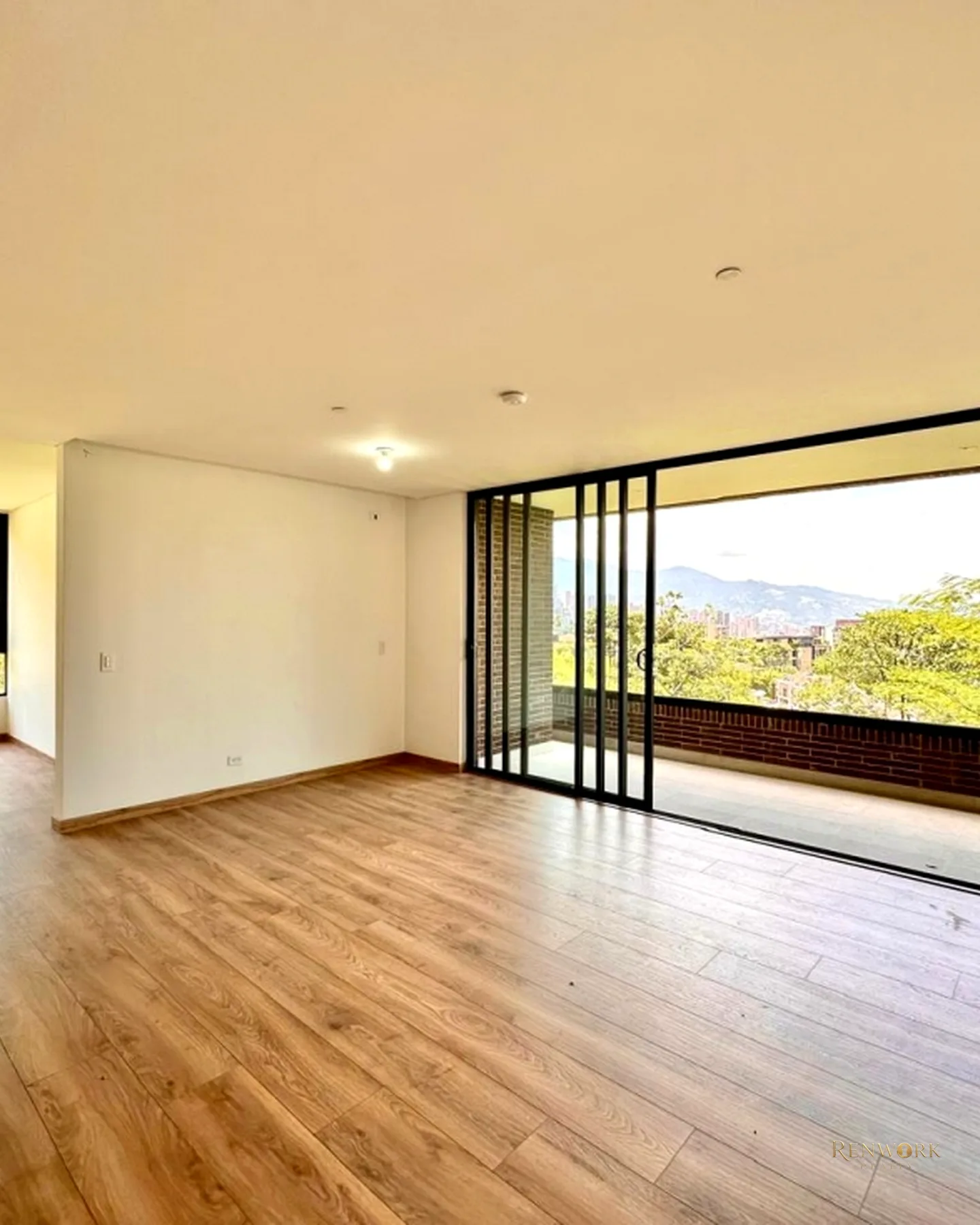 APARTAMENTO PARA VENTA VÍA PALMAS, MEDELLÍN · foto 3