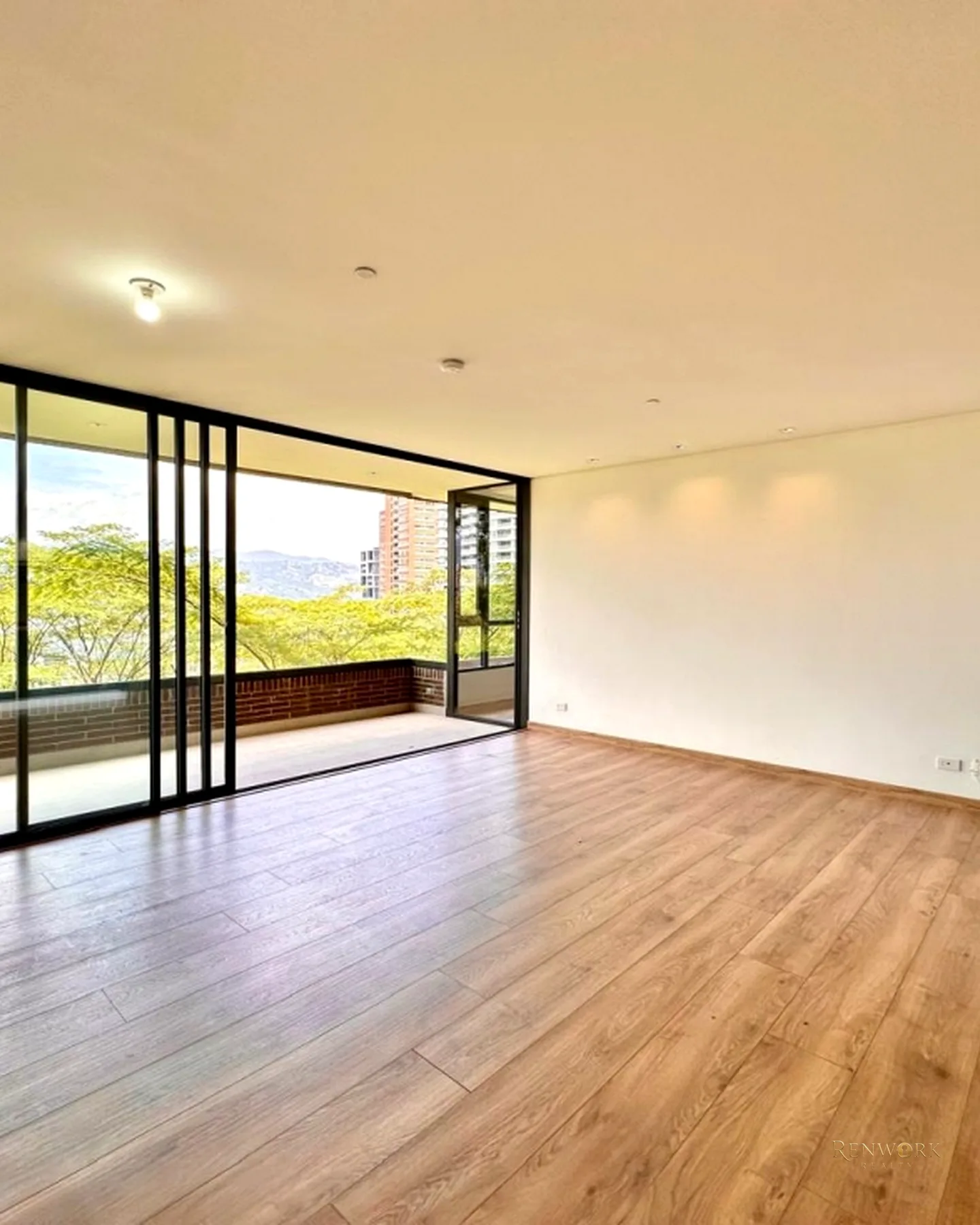 APARTAMENTO PARA VENTA VÍA PALMAS, MEDELLÍN · foto 1