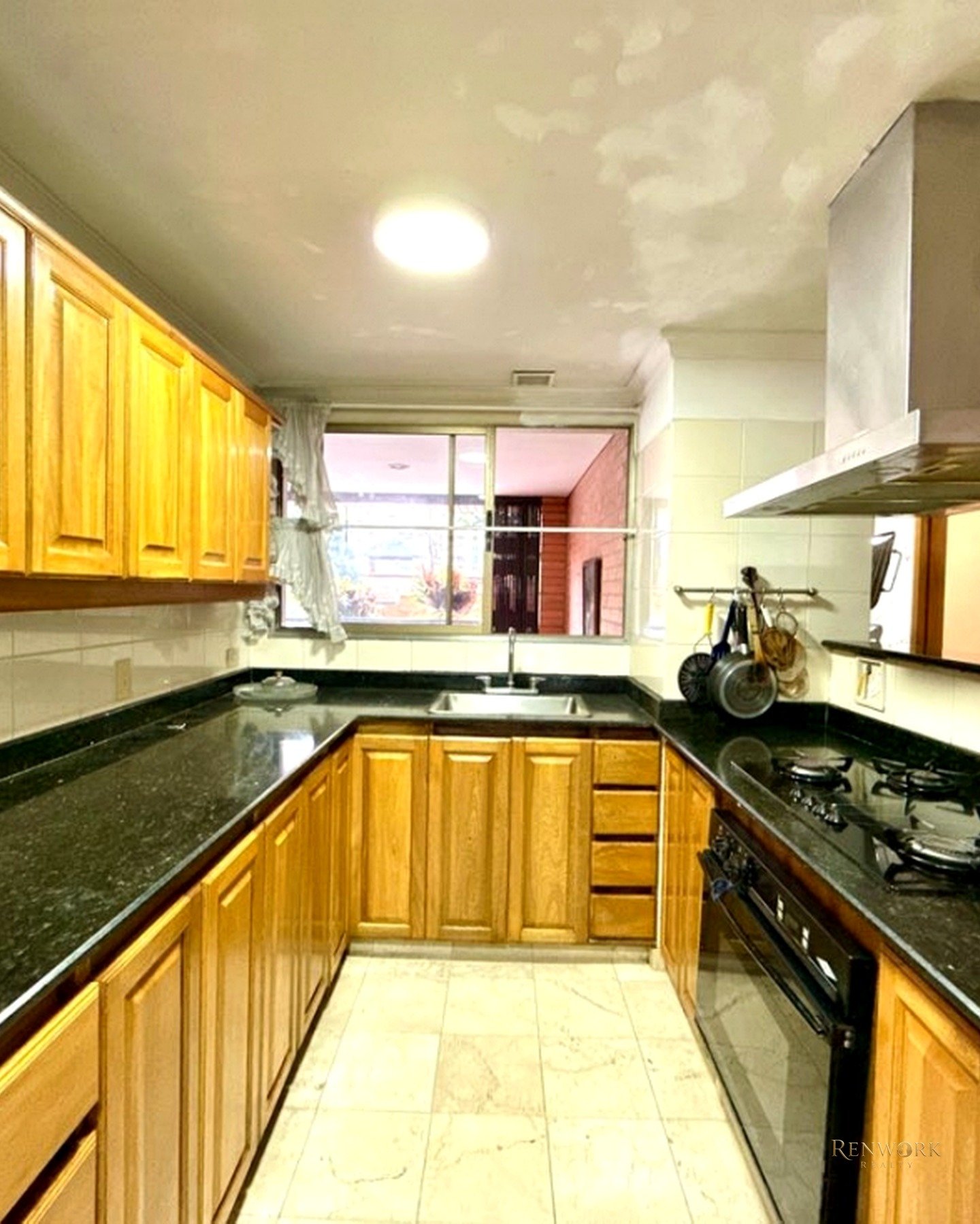 APARTAMENTO PERFECTO PARA REMODELAR POBLADO I SECTOR SANTA FE · foto 5