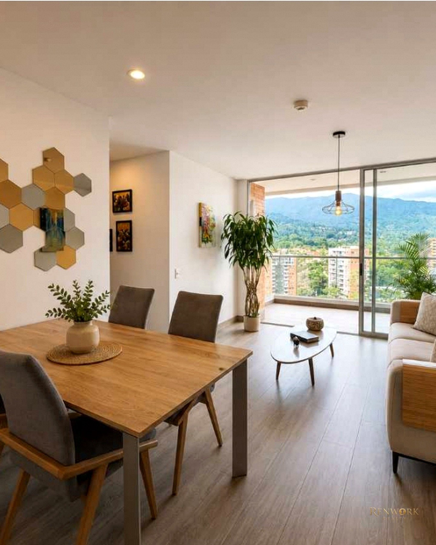 APARTAMENTO PH DÚPLEX EN SAN LUCAS – 168 M² · foto 2