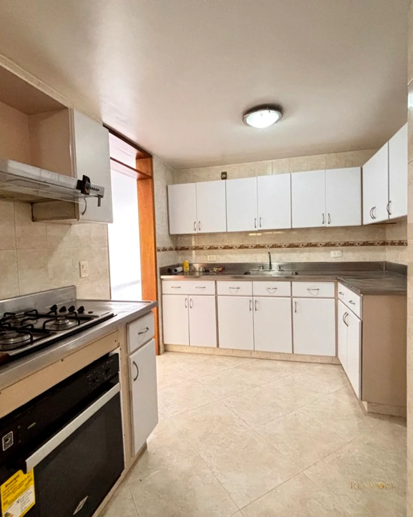 APARTAMENTO POBLADO CERCA A LA AVENIDA LAS VEGAS · foto 4