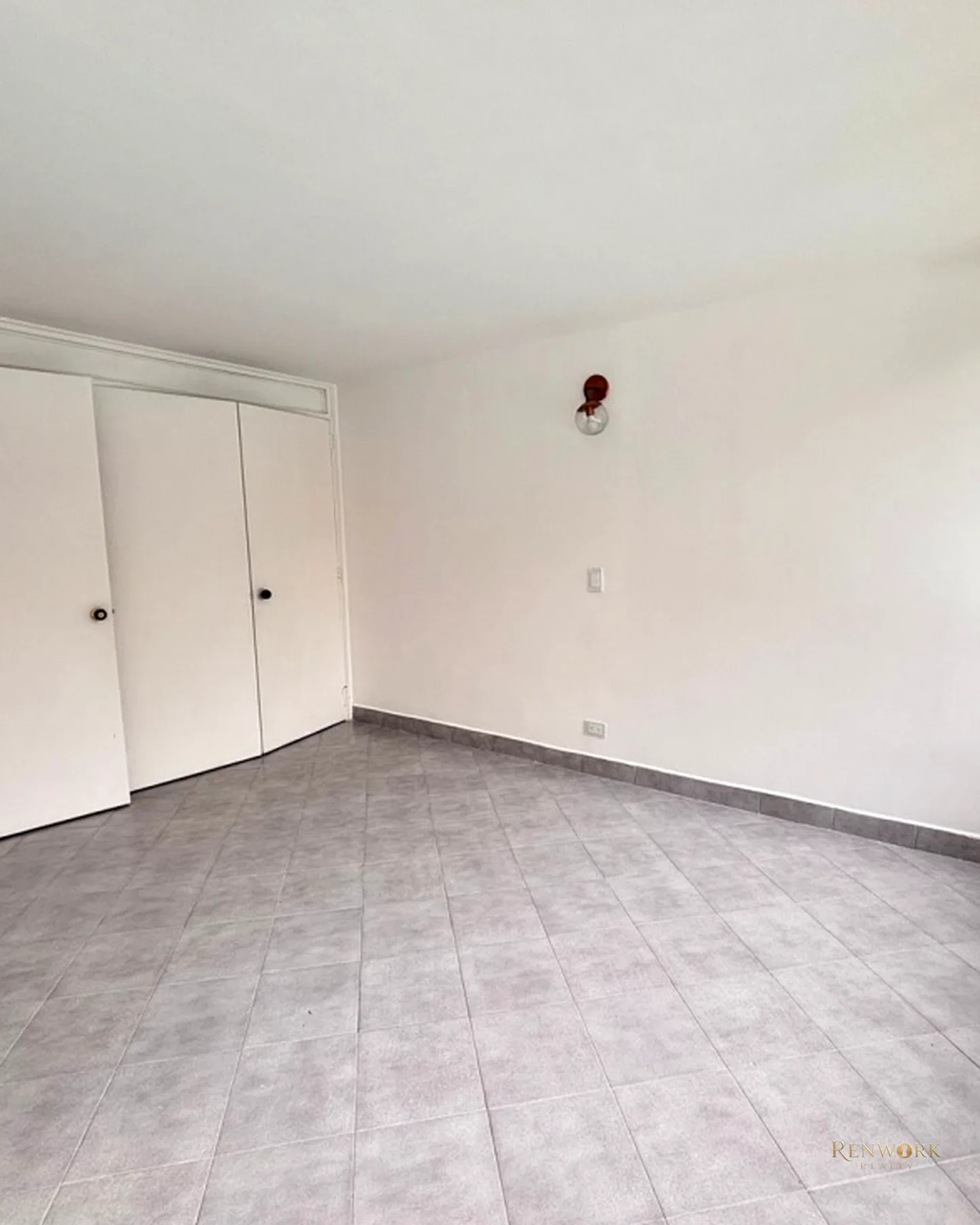 APARTAMENTO POBLADO CERCA A LA AVENIDA LAS VEGAS · foto 9
