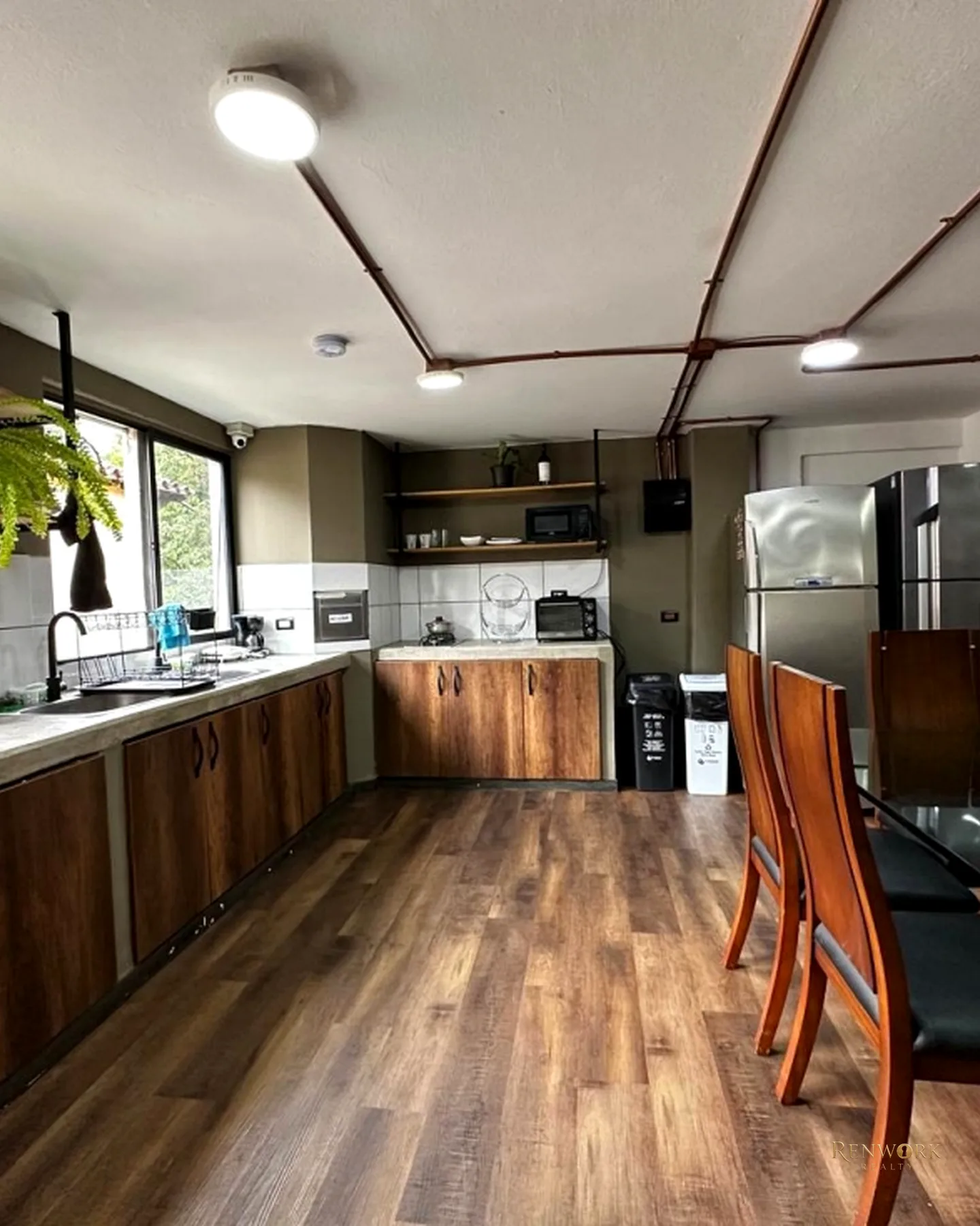 APARTAMENTO POBLADO LA AGUACATALA CERCA A EAFIT PARA RENTAS CORTAS · foto 2