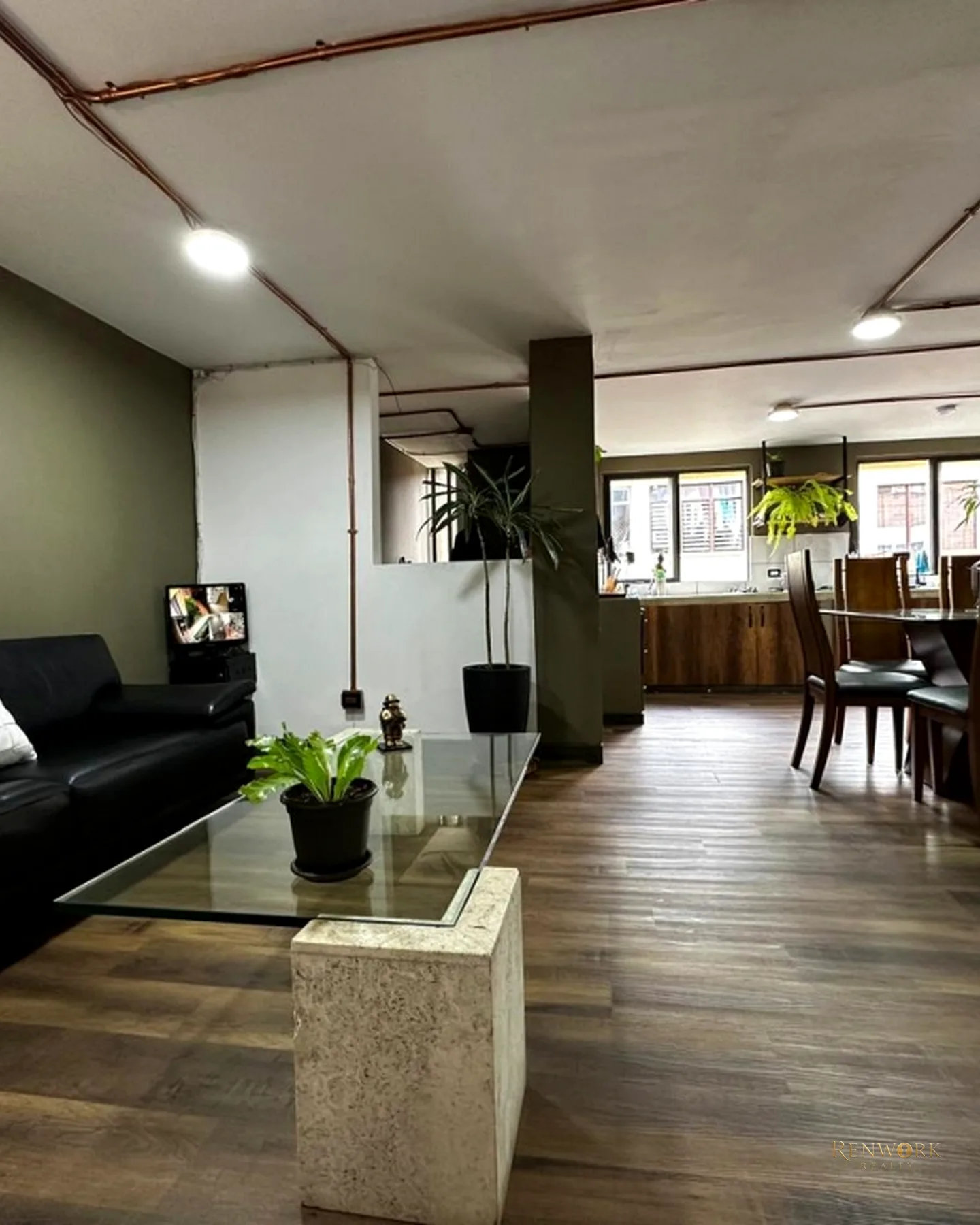 APARTAMENTO POBLADO LA AGUACATALA CERCA A EAFIT PARA RENTAS CORTAS · foto 1