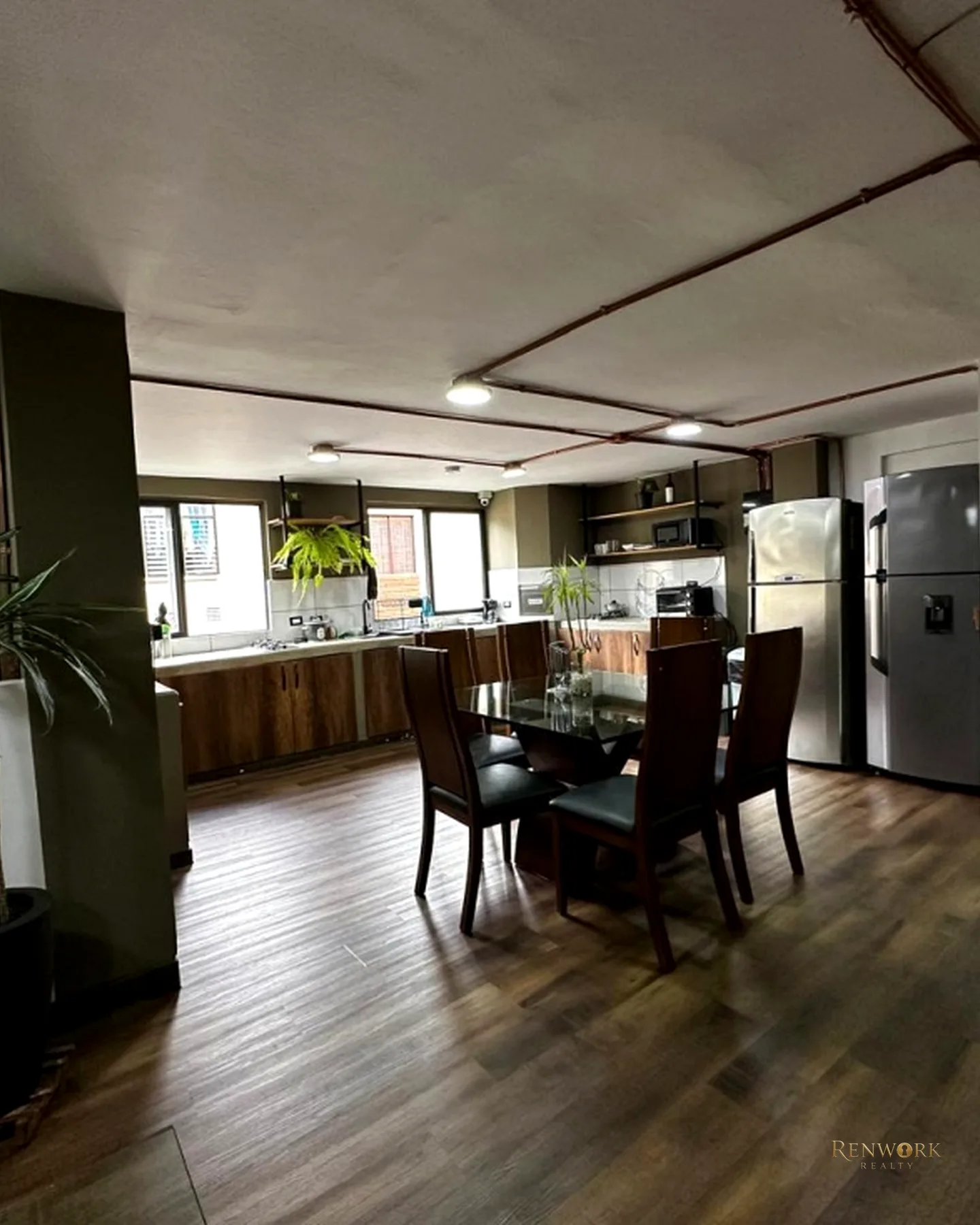 APARTAMENTO POBLADO LA AGUACATALA CERCA A EAFIT PARA RENTAS CORTAS · foto 5