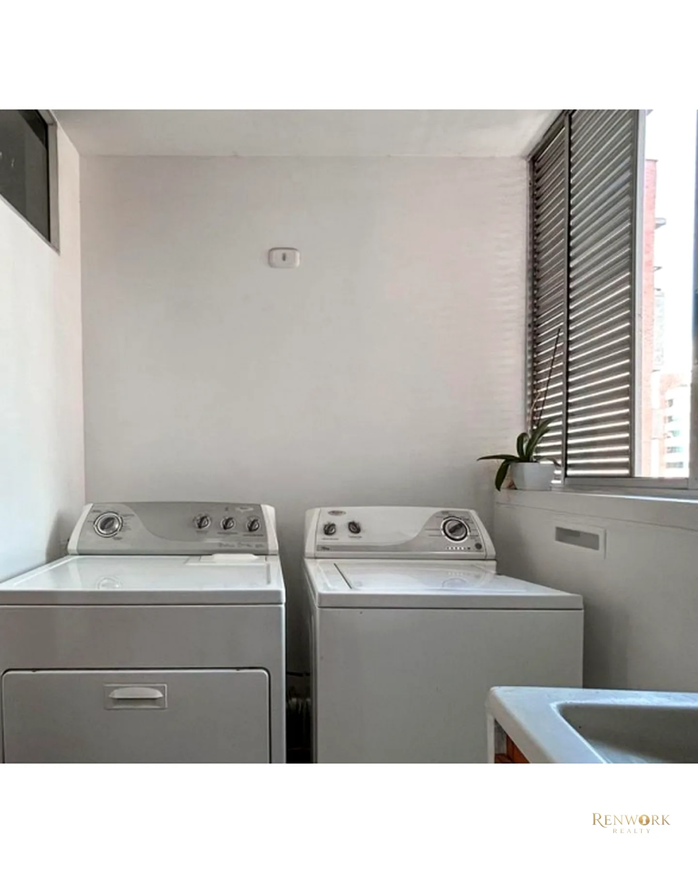 APARTAMENTO POR LOS PARRA PARA AL RENTA AMOBLADA EN PISO 12 · foto 9