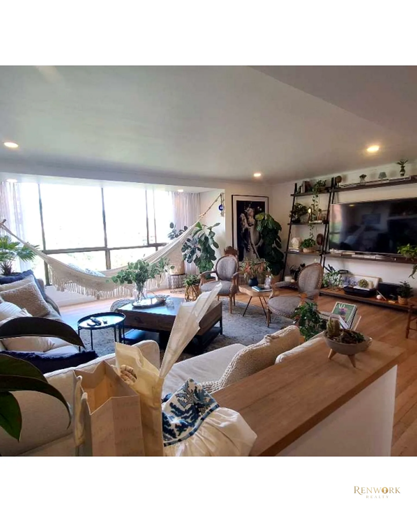 APARTAMENTO REMODELADO PARA LA VENTA, SECTOR SAN MICHEL, POBLADO. · foto 2