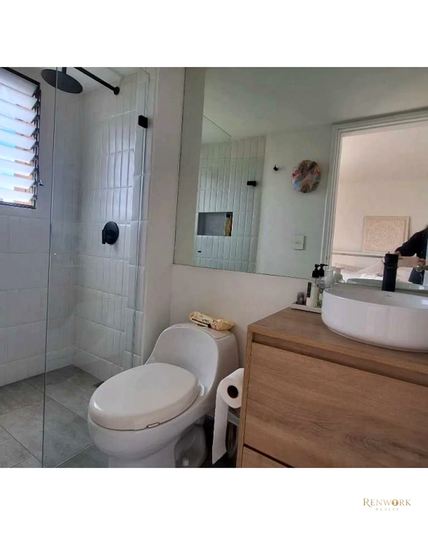 APARTAMENTO REMODELADO PARA LA VENTA, SECTOR SAN MICHEL, POBLADO. · foto 17