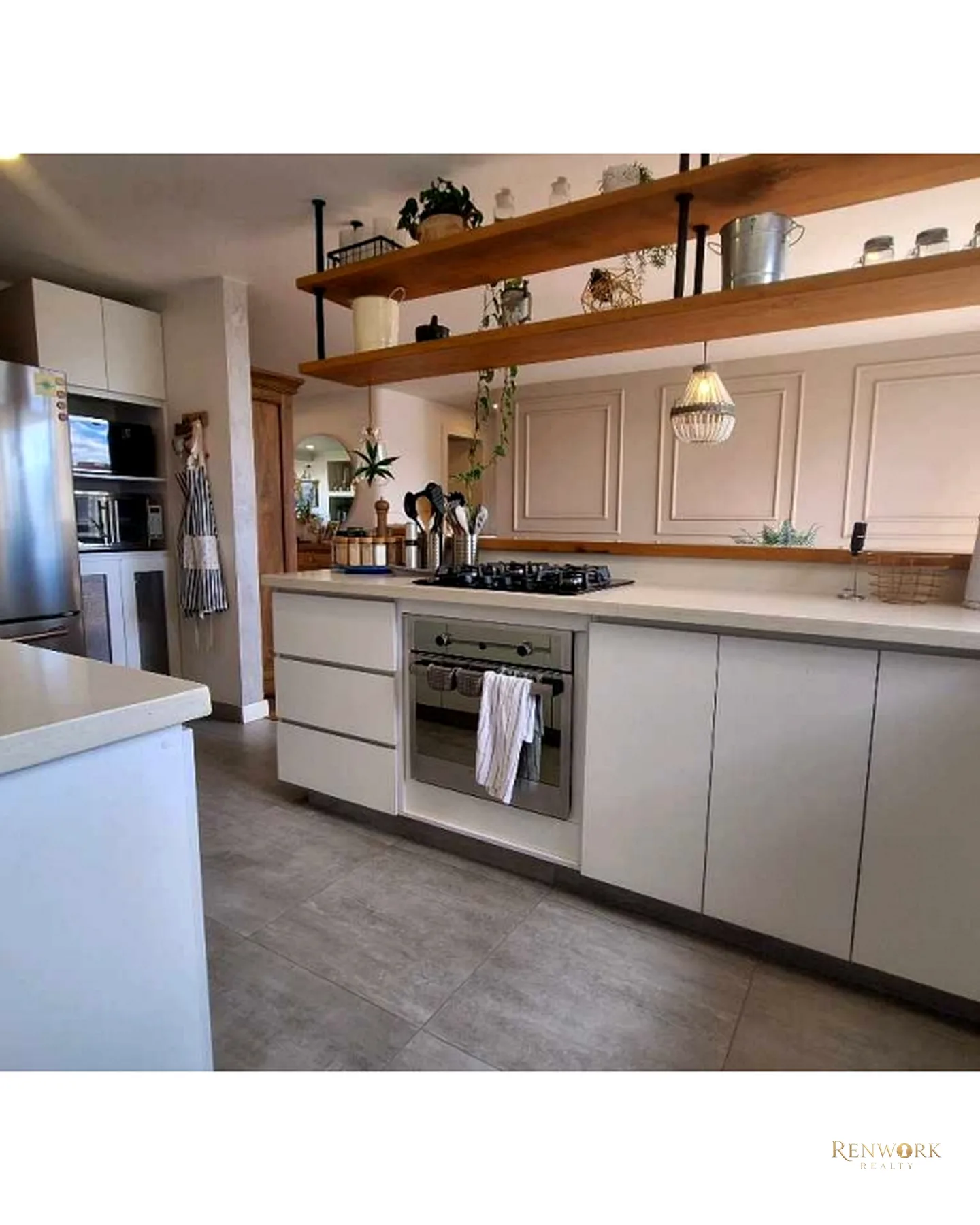 APARTAMENTO REMODELADO PARA LA VENTA, SECTOR SAN MICHEL, POBLADO. · foto 9