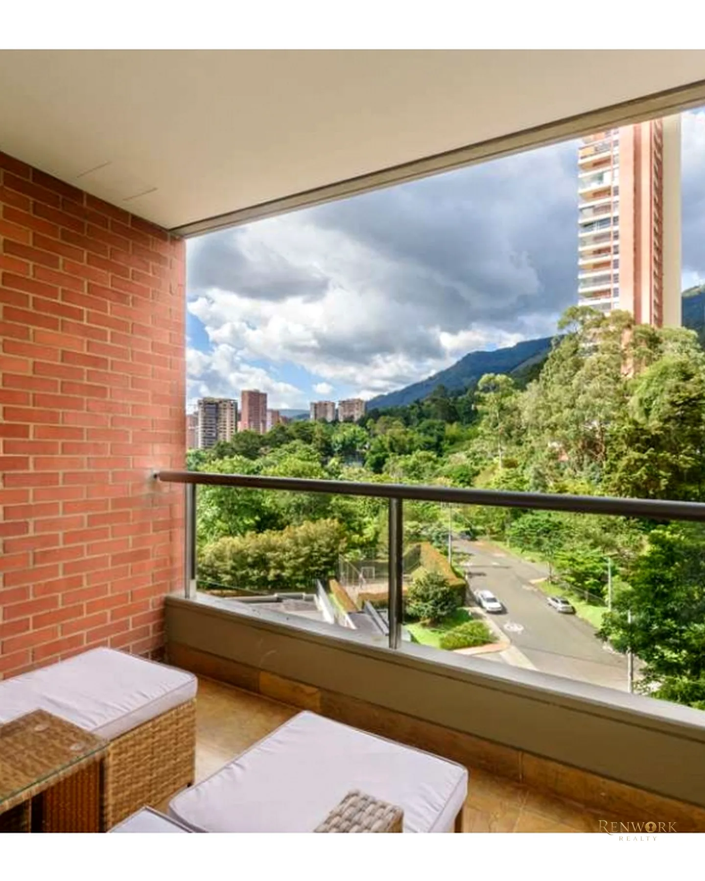 APARTAMENTO SECTOR TESORO ARRIBA DE LA CLINICA DEL ROSARIO · foto 19