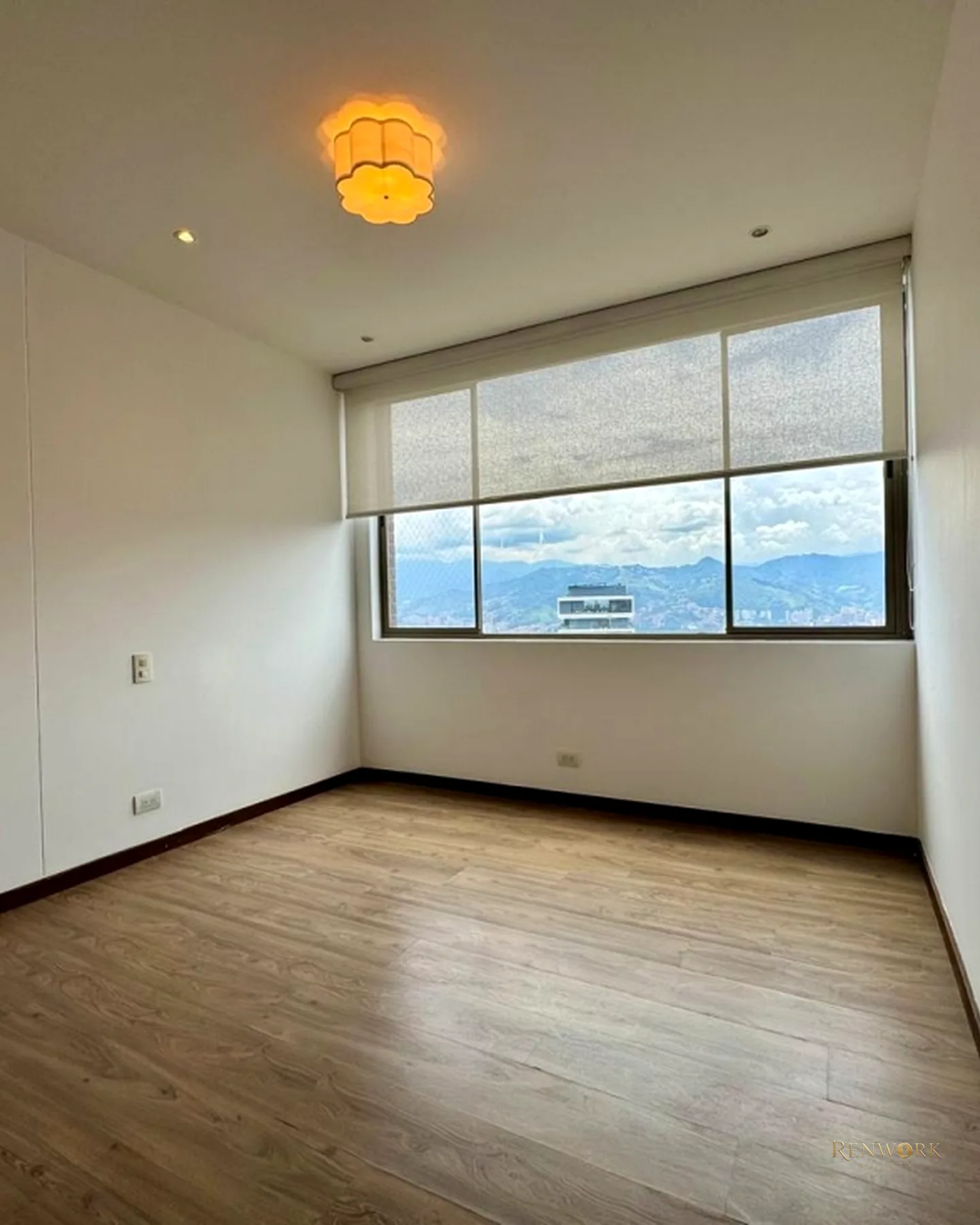 APARTAMENTO ULTIMO PISO CERCA AL INTER · foto 11