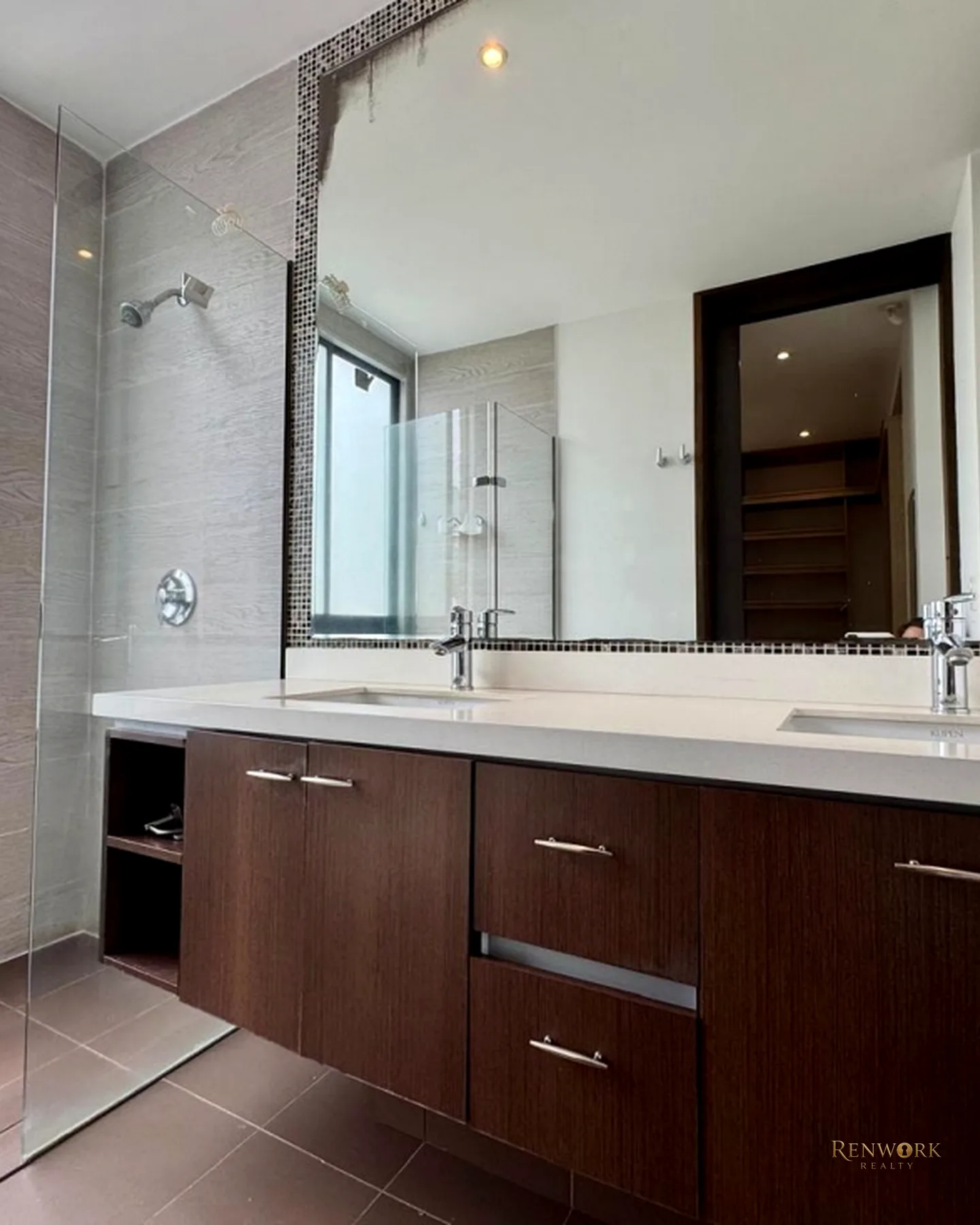 APARTAMENTO ULTIMO PISO CERCA AL INTER · foto 16
