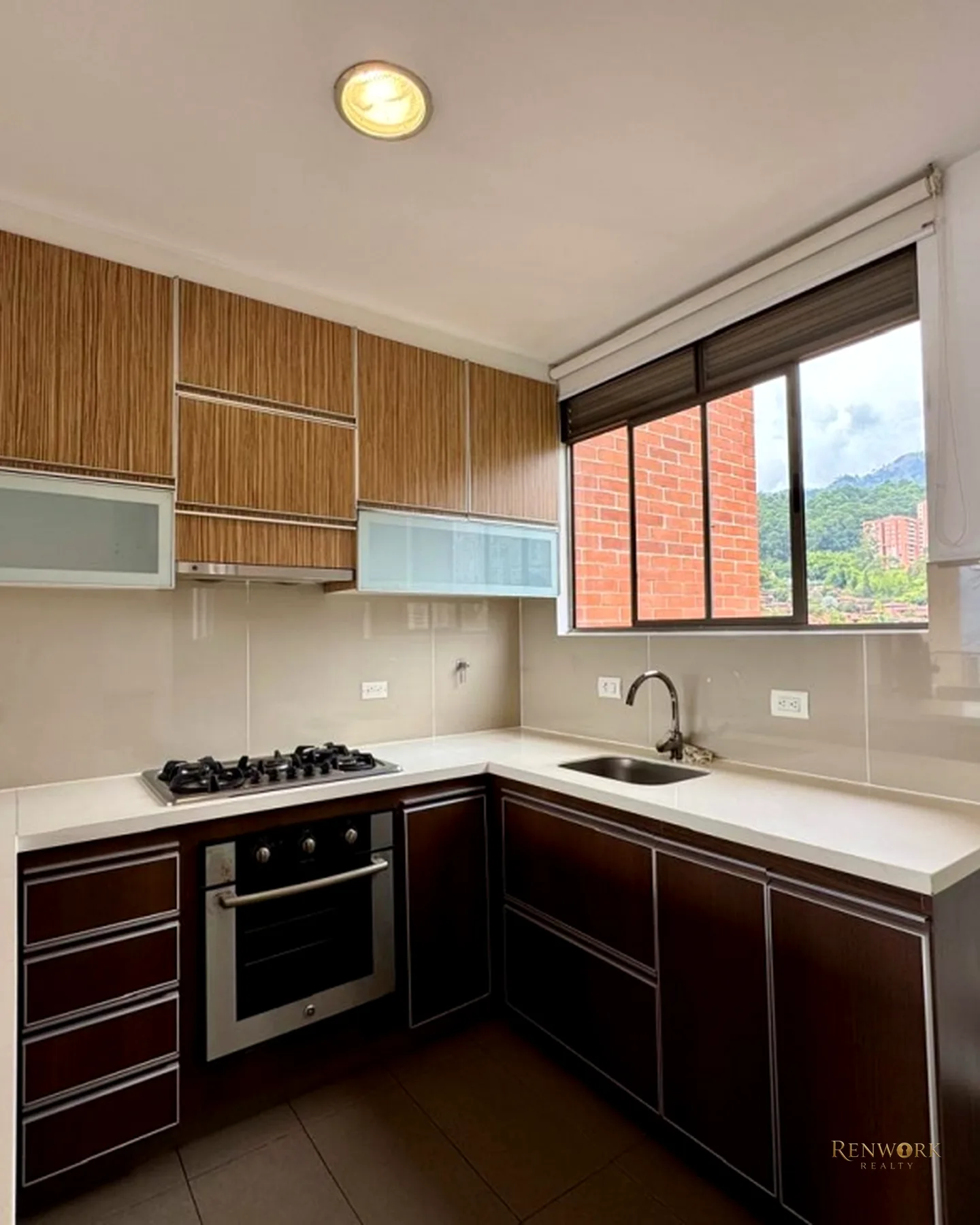 APARTAMENTO ULTIMO PISO CERCA AL INTER · foto 5