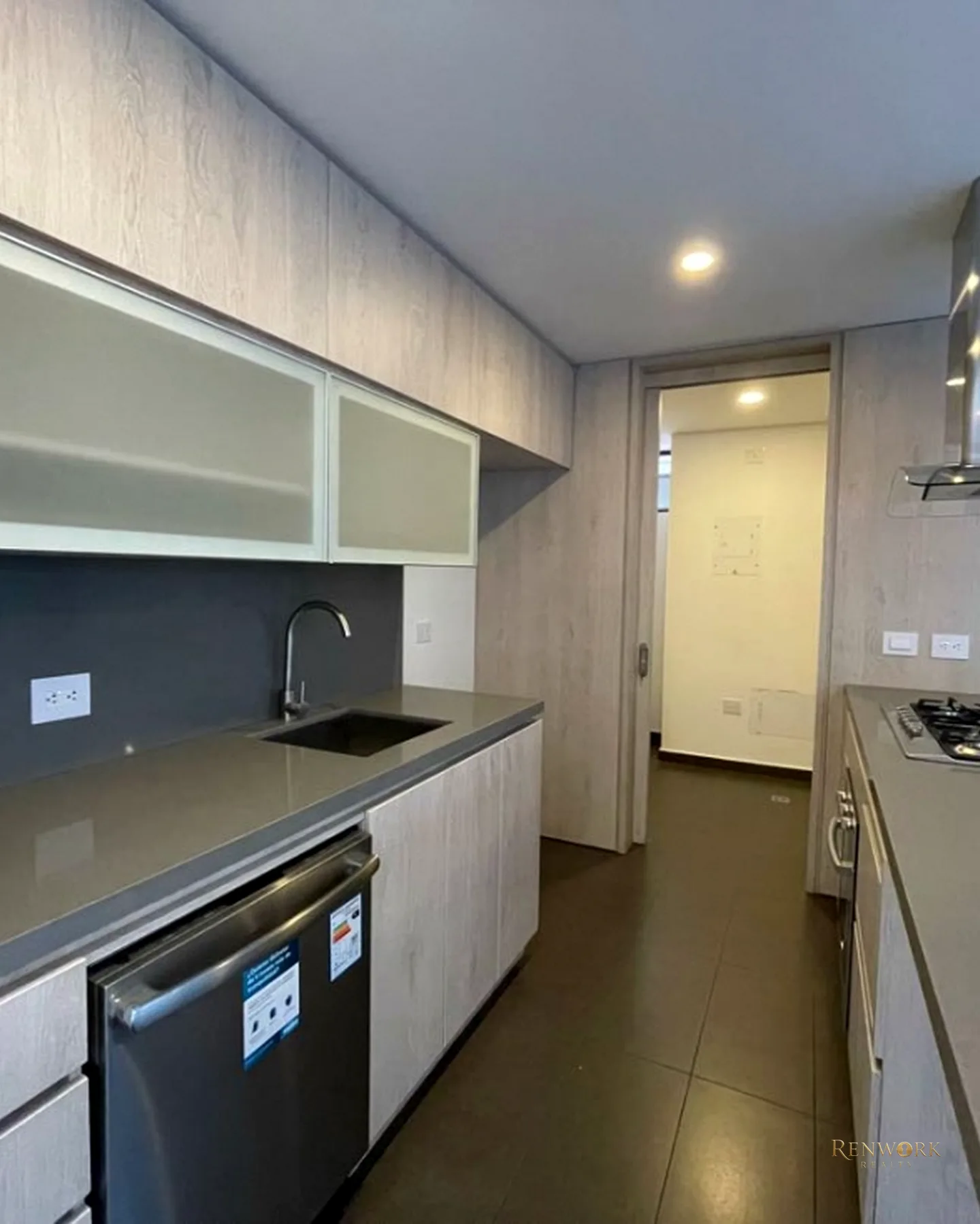 APARTAMENTO VISTA VERDE. EL POBLADO📍 · foto 4