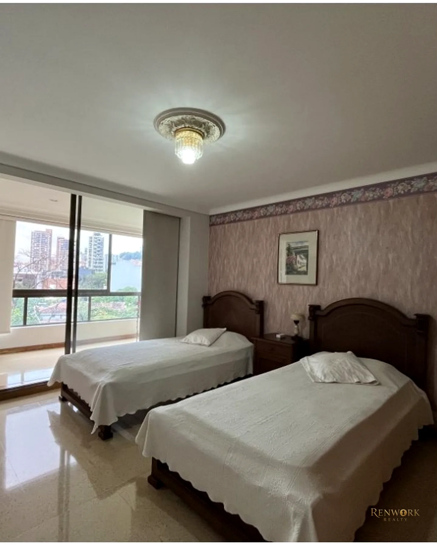 APARTAMNETO CERCA A CLINICA MEDELLIN EN EL POBLADO · foto 10