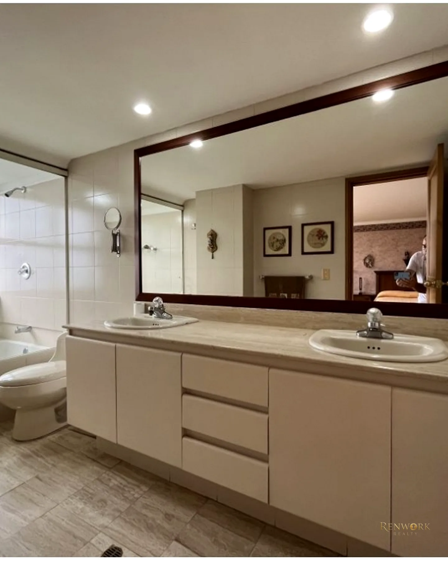 APARTAMNETO CERCA A CLINICA MEDELLIN EN EL POBLADO · foto 11