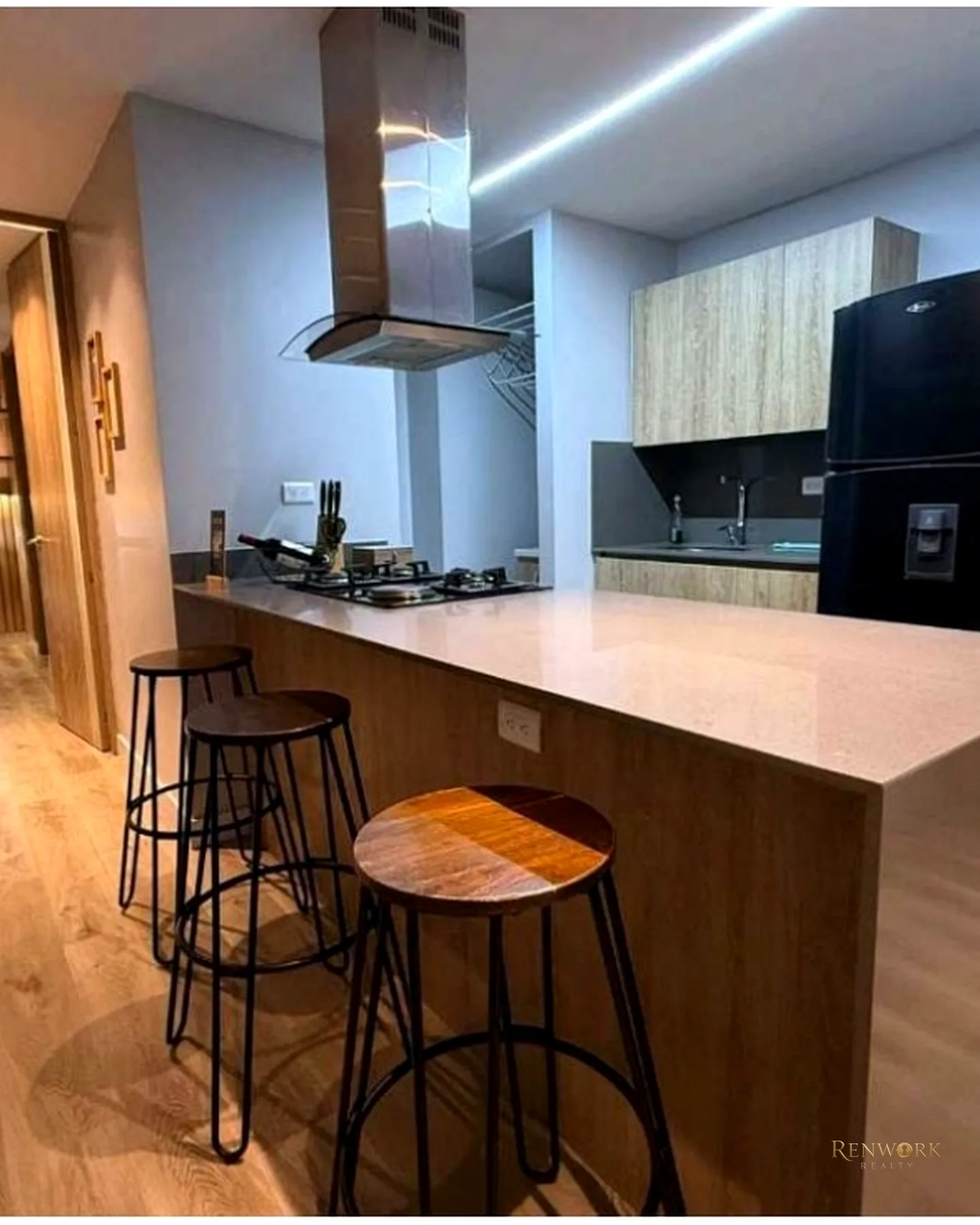 APARTASUITE AIRBNB EN EL POBLADO · foto 5