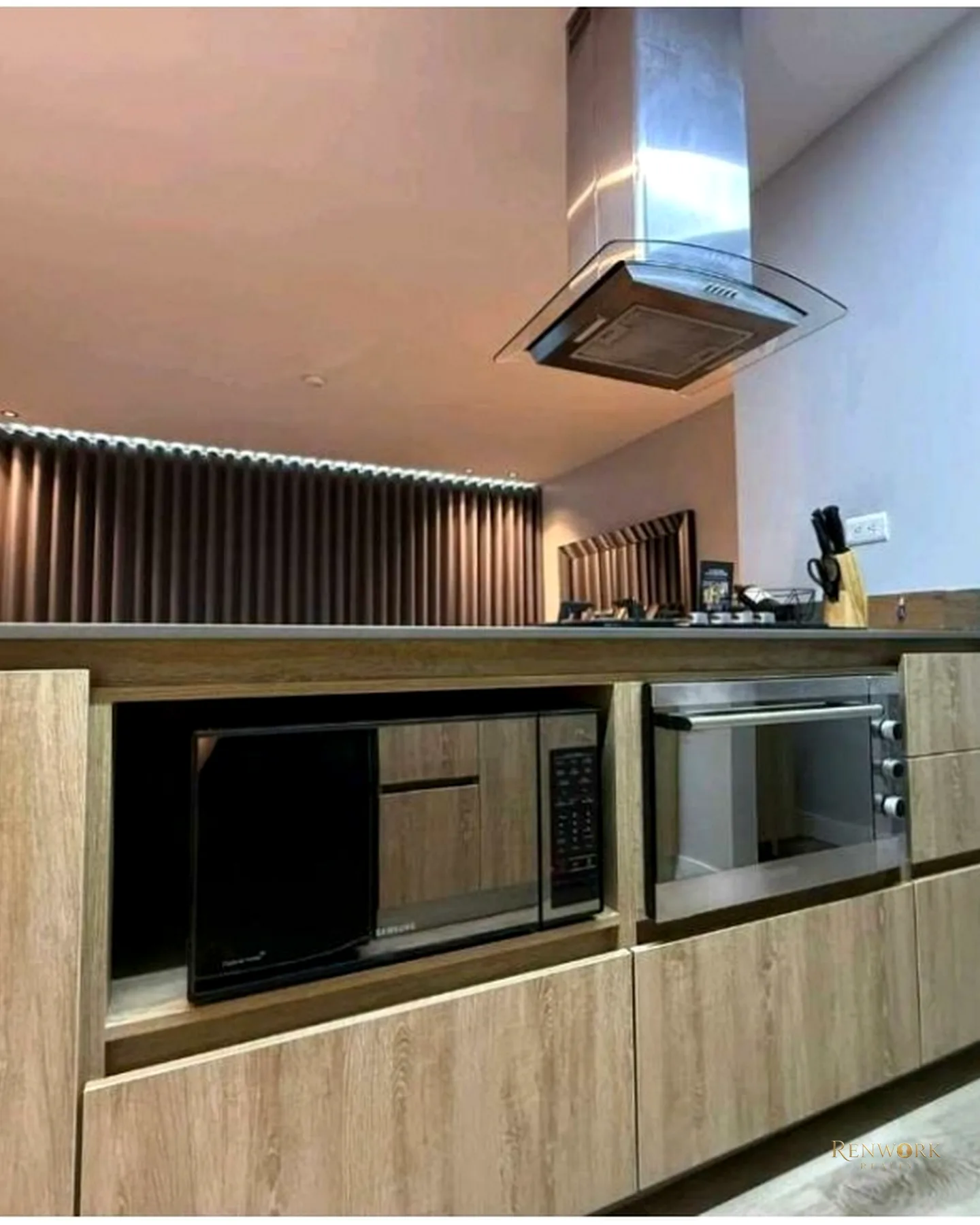 APARTASUITE AIRBNB EN EL POBLADO · foto 10