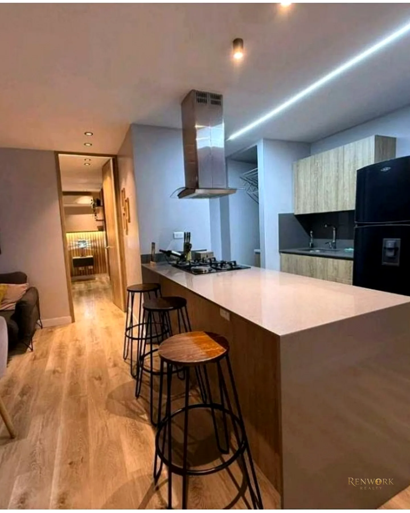 APARTASUITE AIRBNB EN EL POBLADO · foto 4