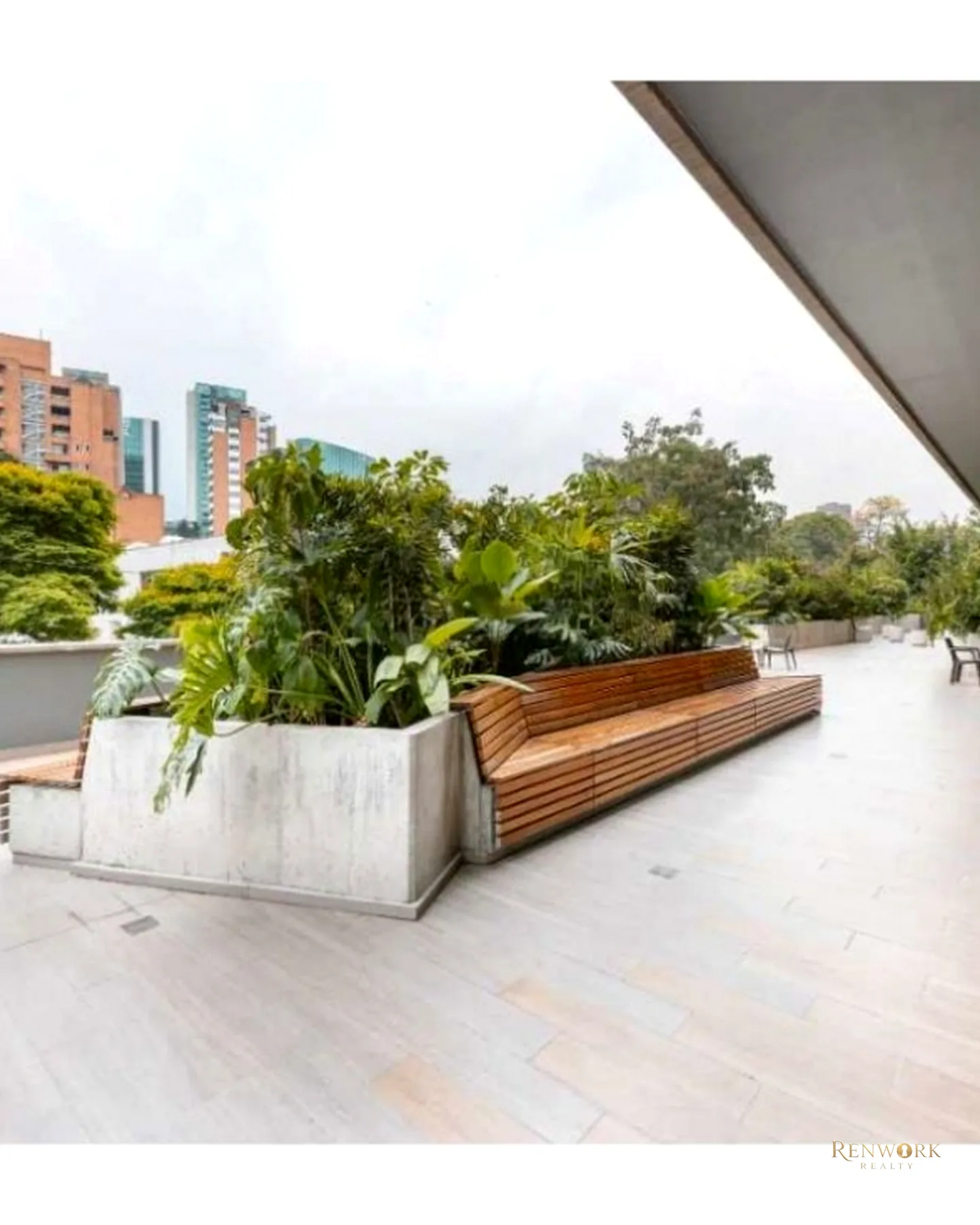 APARTASUITE AIRBNB EN EL POBLADO · foto 22