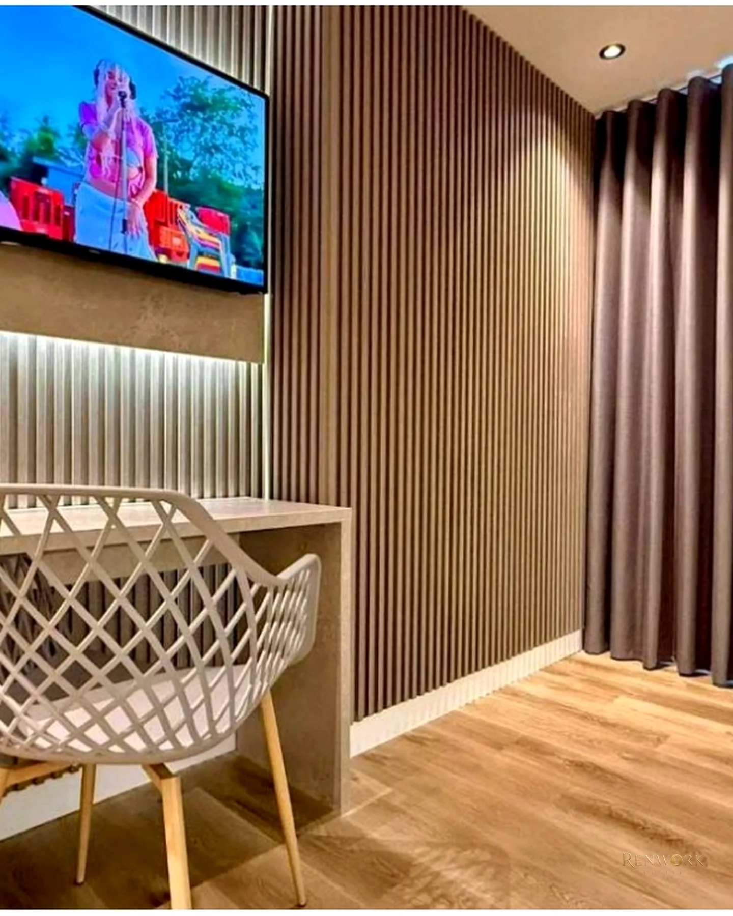 APARTASUITE AIRBNB EN EL POBLADO · foto 16