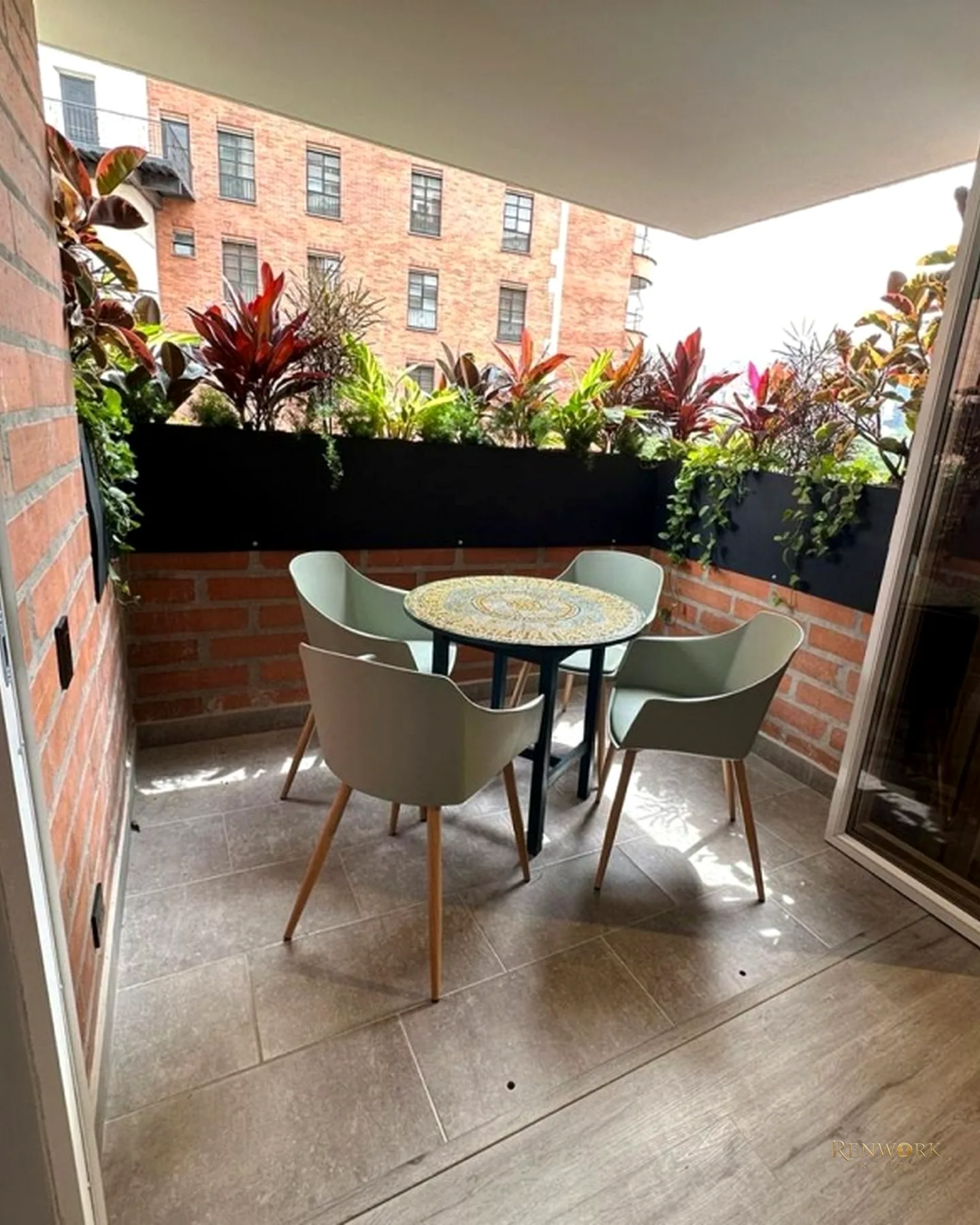 APTO 130M² MILLA DE ORO POBLADO | PISO 7 REMODELADO Y 3 GARAJES 🏙️✨ · foto 4