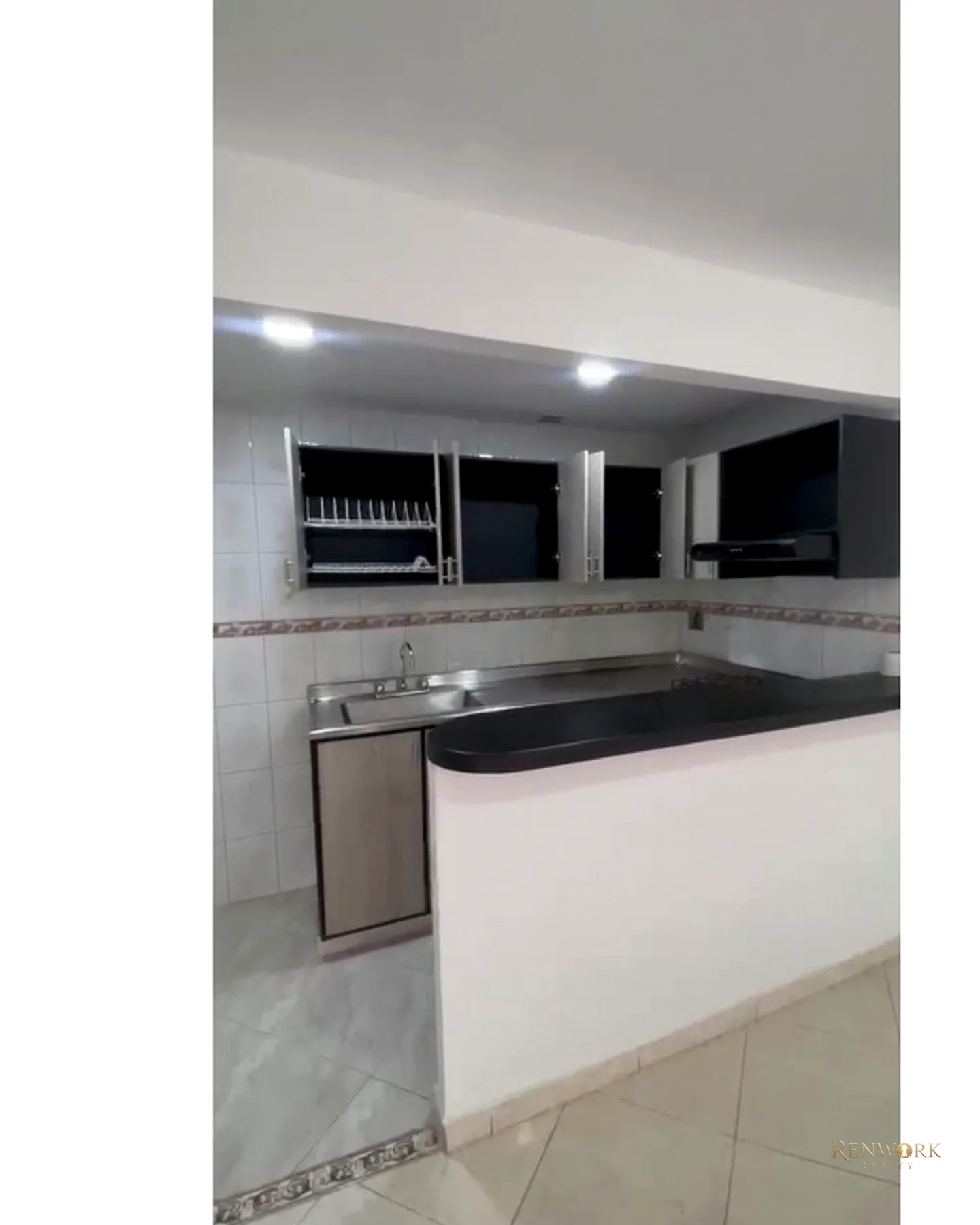 APTO 75M² EN PUNTA DE PIEDRA | PISO 1 REMODELADO, BALCÓN Y GARAJE 🏙️✨ · foto 3