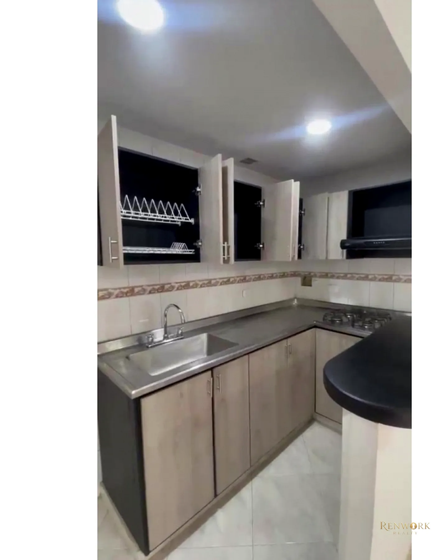 APTO 75M² EN PUNTA DE PIEDRA | PISO 1 REMODELADO, BALCÓN Y GARAJE 🏙️✨ · foto 1