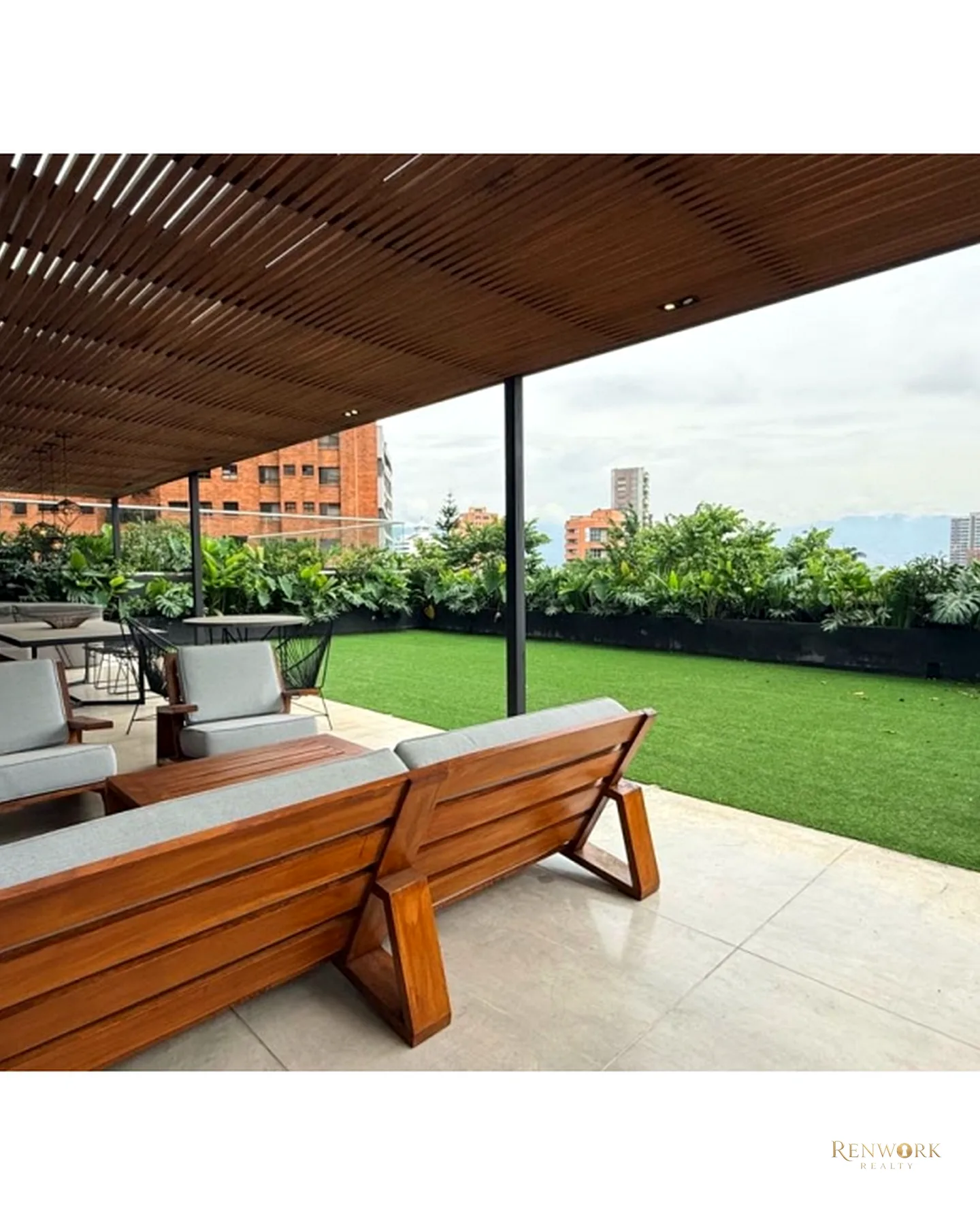 APTO EN EL POBLADO SECTOR SAN LUCAS 140M2+160 TERRAZA CON JACCUZY · foto 6