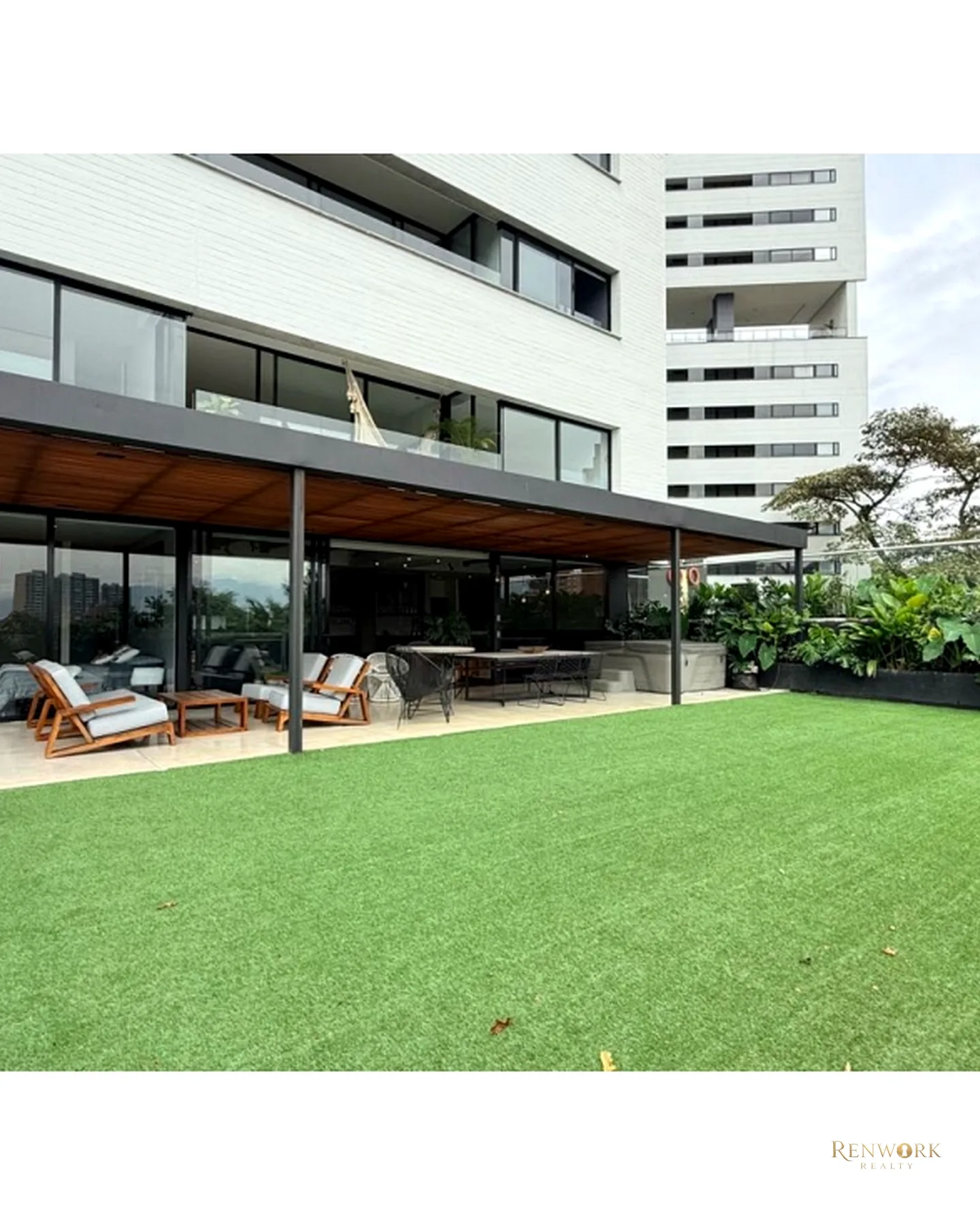 APTO EN EL POBLADO SECTOR SAN LUCAS 140M2+160 TERRAZA CON JACCUZY · foto 13