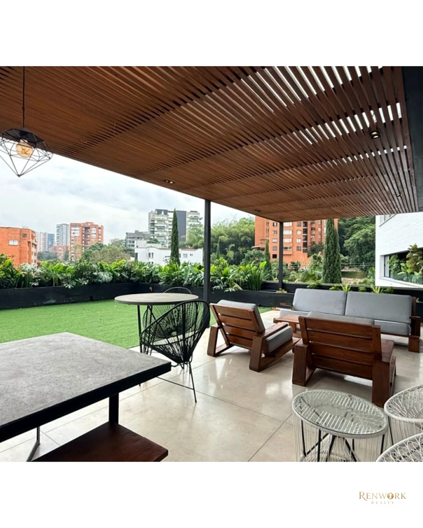 APTO EN EL POBLADO SECTOR SAN LUCAS 140M2+160 TERRAZA CON JACCUZY · foto 7