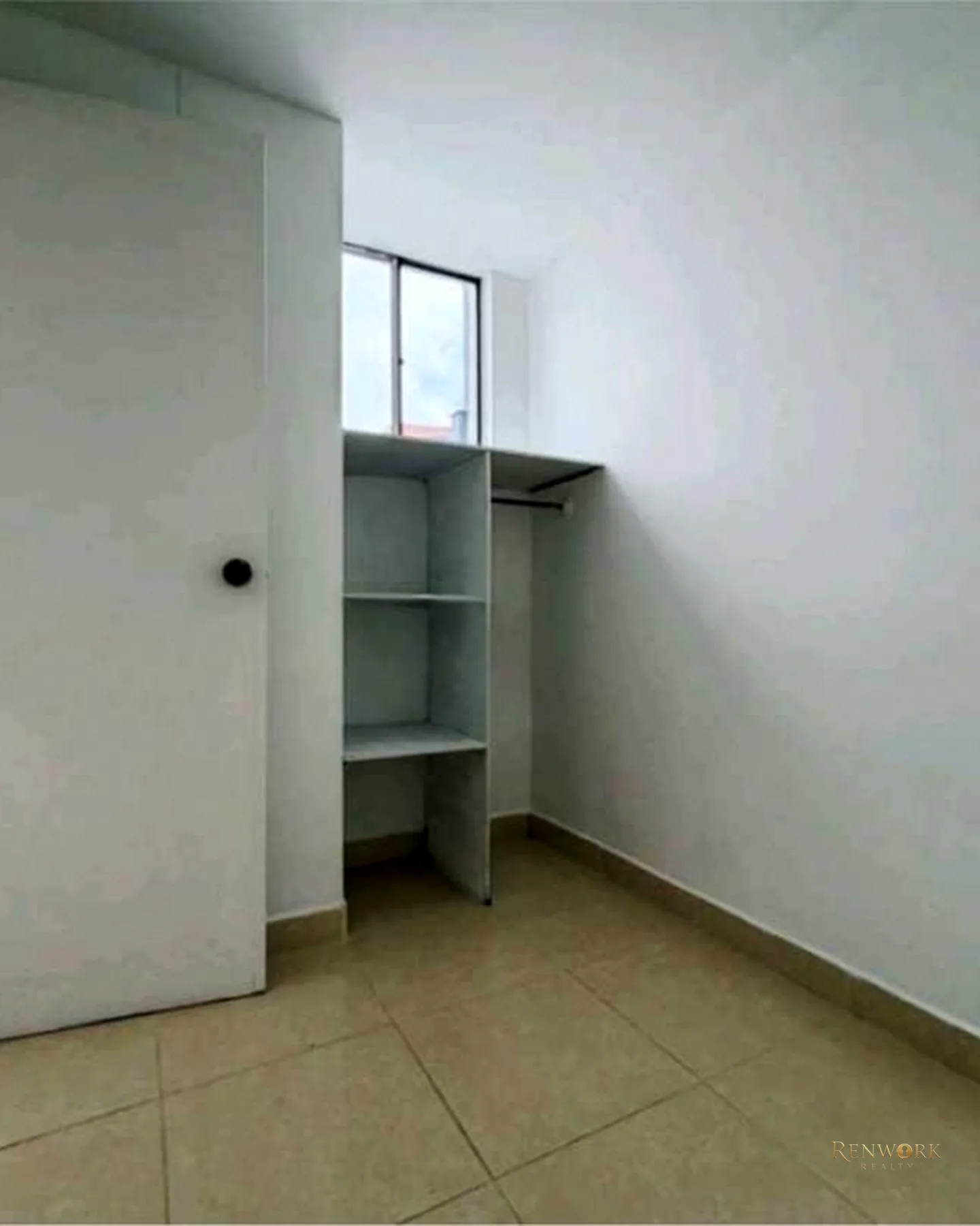 APTO IDEAL PARA REFORMAR EN EL POBLADO CERCA AL CC CONERCIAL STA FE · foto 16