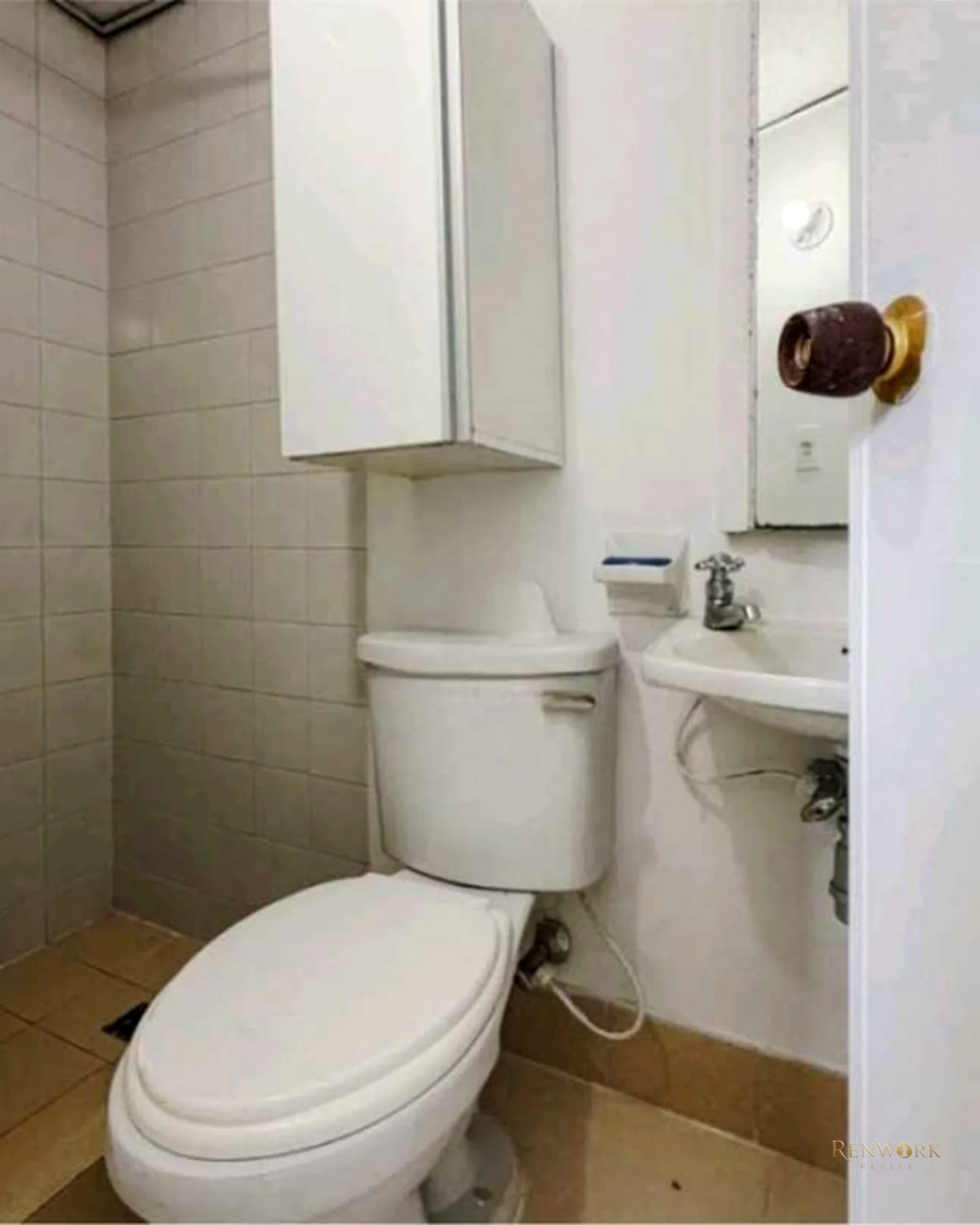 APTO IDEAL PARA REFORMAR EN EL POBLADO CERCA AL CC CONERCIAL STA FE · foto 11