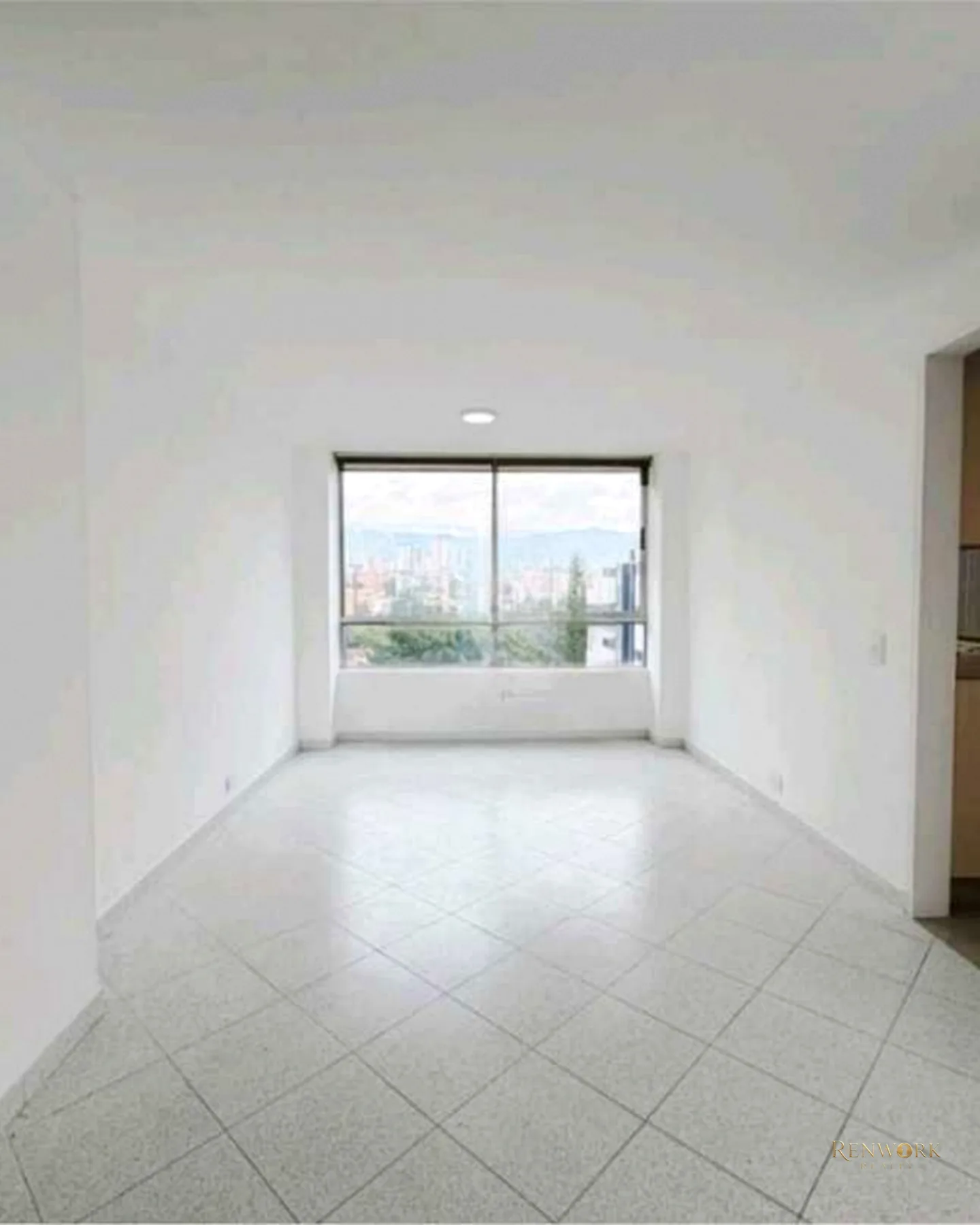 APTO IDEAL PARA REFORMAR EN EL POBLADO CERCA AL CC CONERCIAL STA FE · foto 6