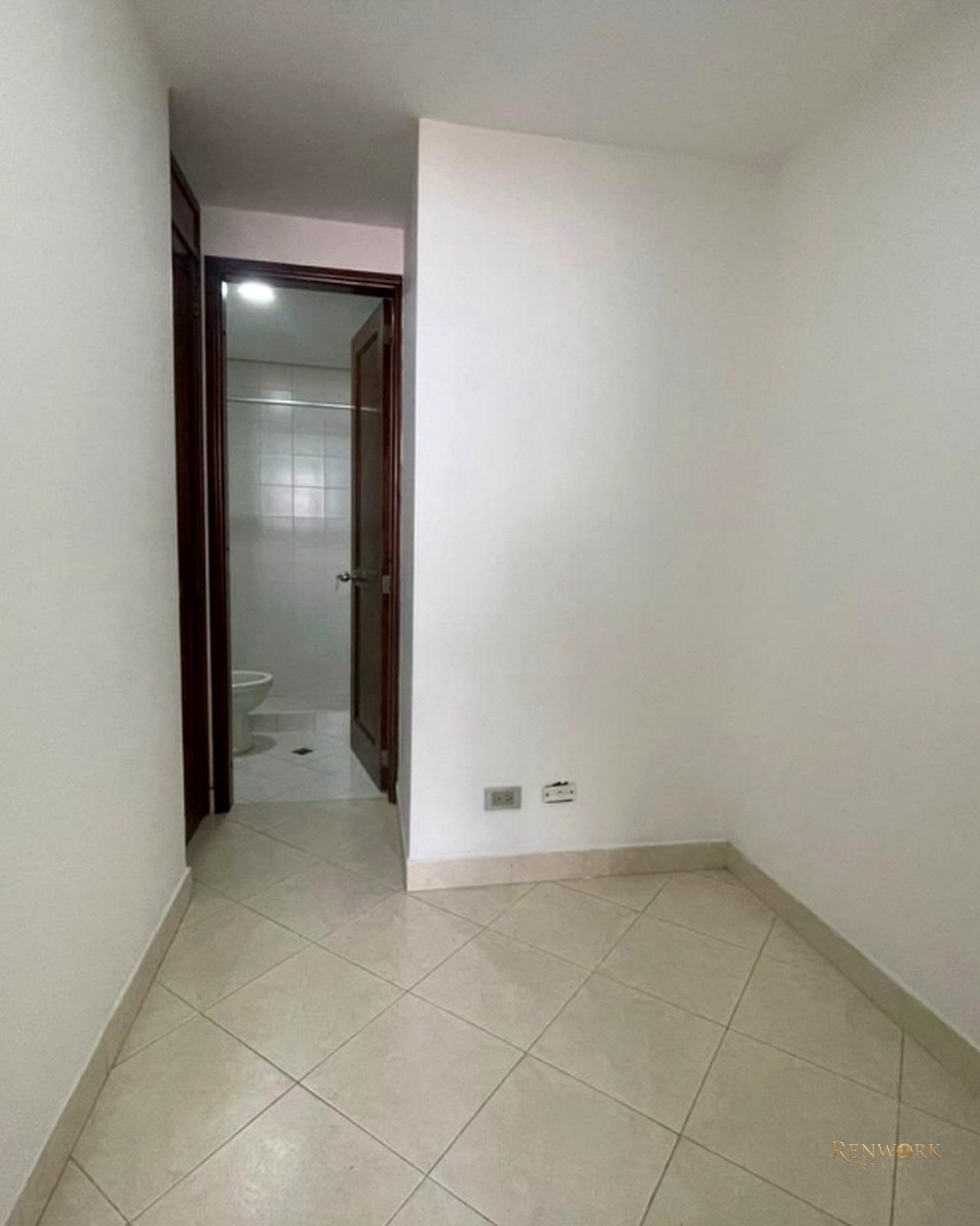 [BV] AMPLIO APARTAMENTO EN VENTA LA CALERA, POBLADO, MEDELLÍN · foto 19