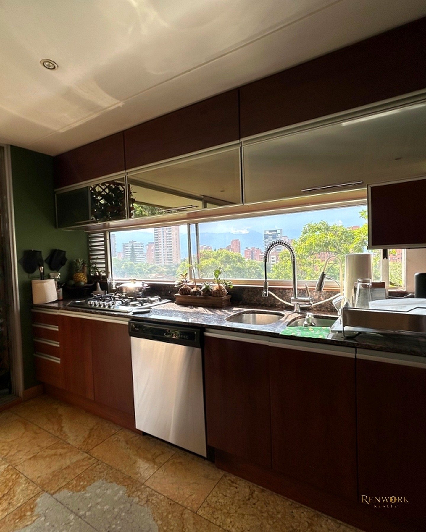 [BV] APARTAMENTO DÚPLEX SECTOR EL TESORO, EL POBLADO, MEDELLÍN · foto 7