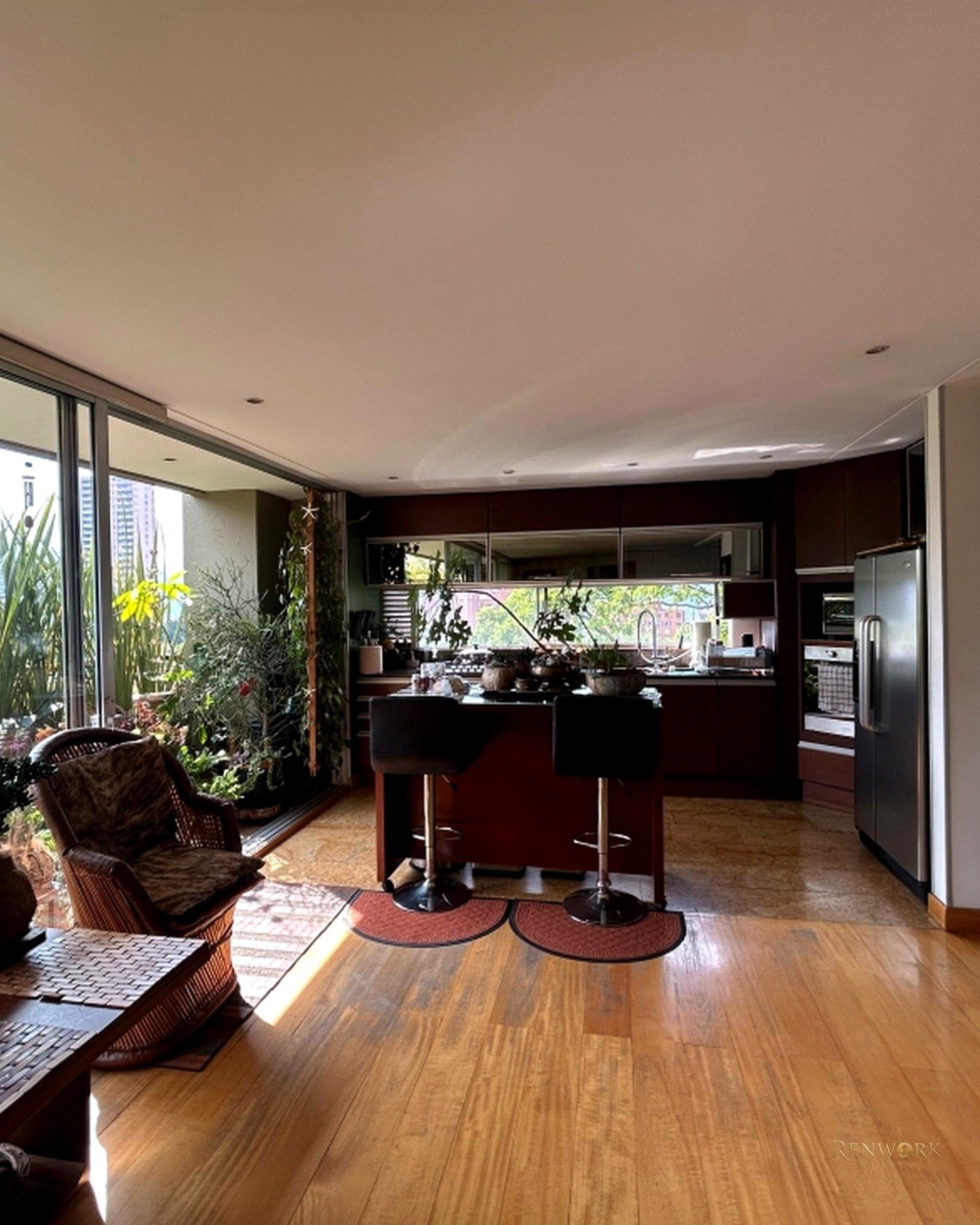 [BV] APARTAMENTO DÚPLEX SECTOR EL TESORO, EL POBLADO, MEDELLÍN · foto 3