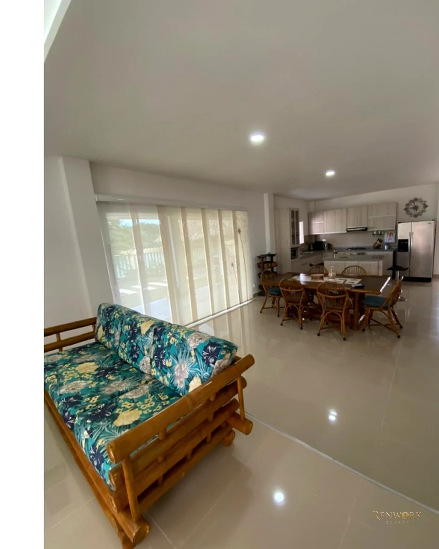 CABAÑA EN VENTA CON PISCINA PRIVADA A PUERTA CERRADA EN COVEÑAS · foto 2