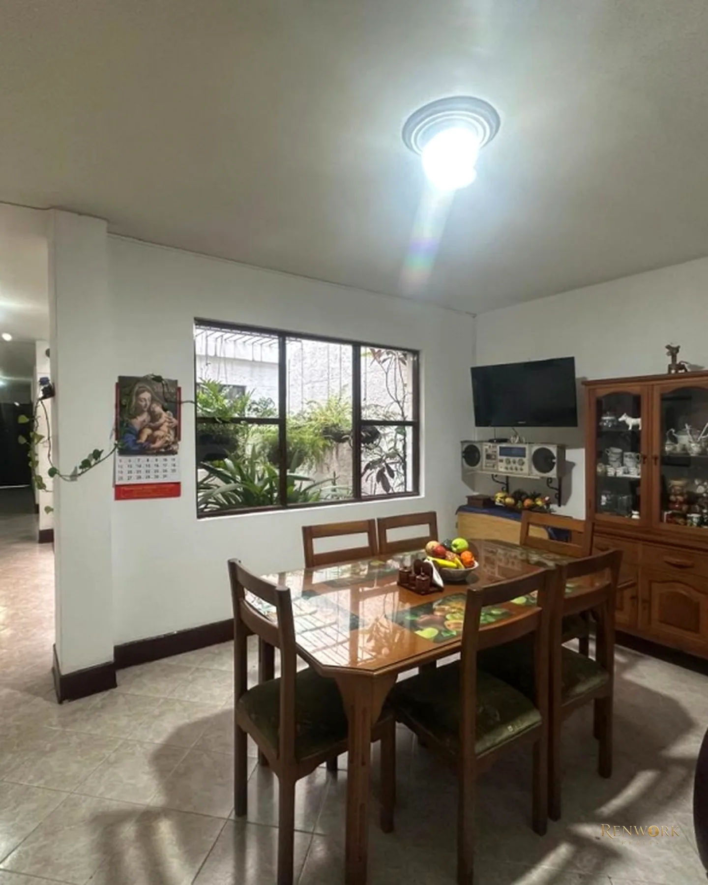 CASA BIFAMILIAR EN VENTA - LAURELES, MEDELLÍN. BAJO DE PRECIO · foto 2