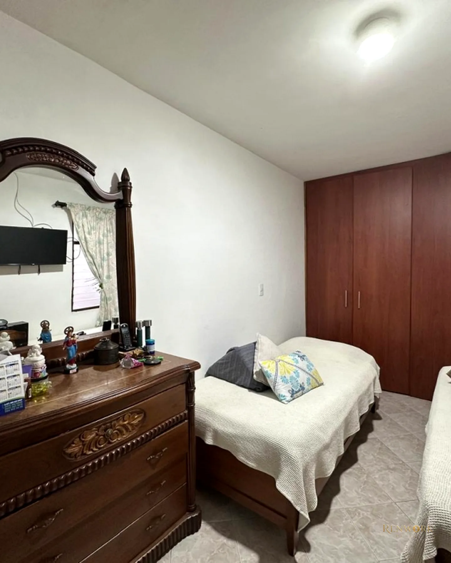 CASA BIFAMILIAR EN VENTA - LAURELES, MEDELLÍN. BAJO DE PRECIO · foto 13