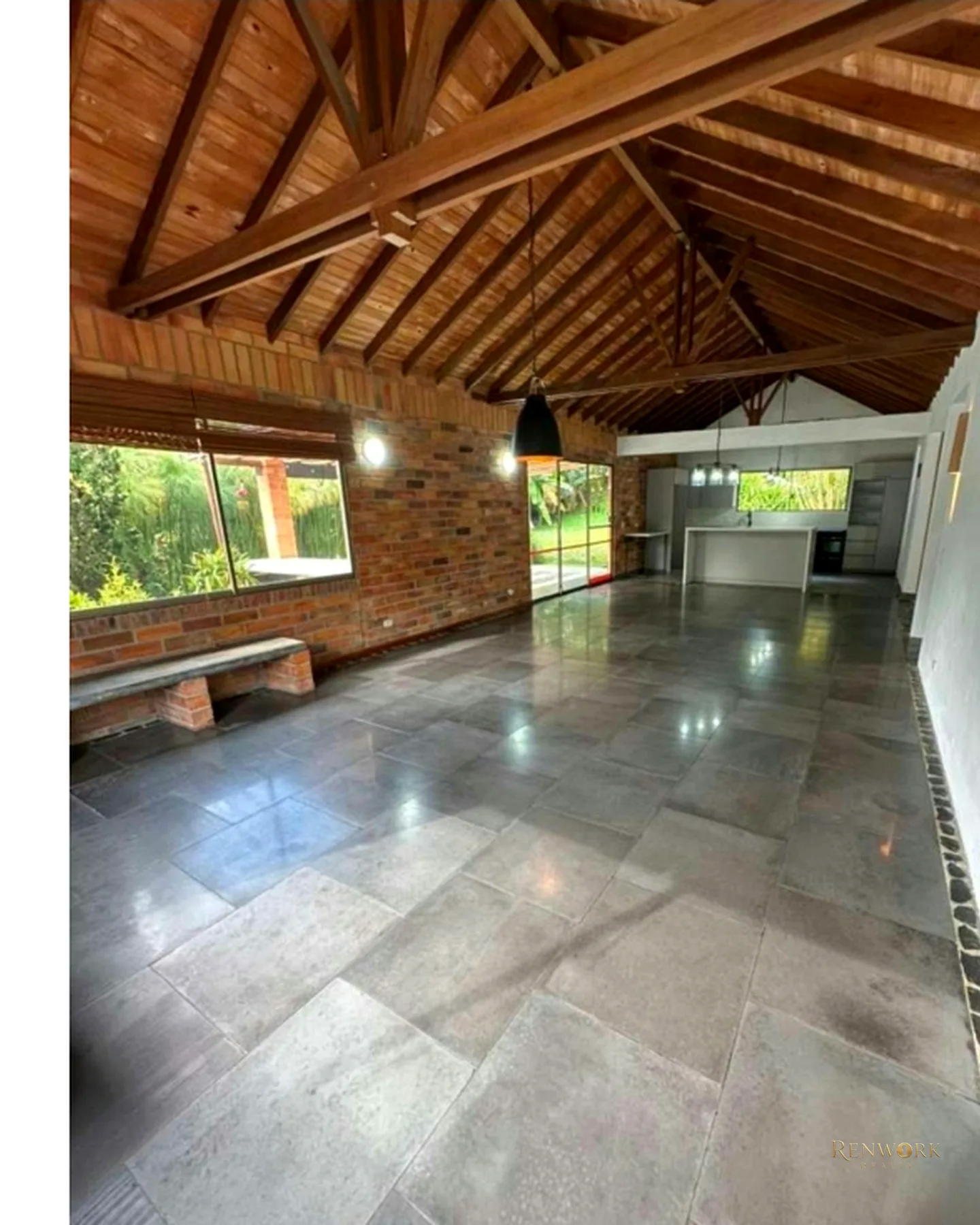 CASA CAMPESTRE EL RETIRO 320M² | LADRILLO BOYACENSE, LAGO Y PERMUTA🏡✨ · foto 4