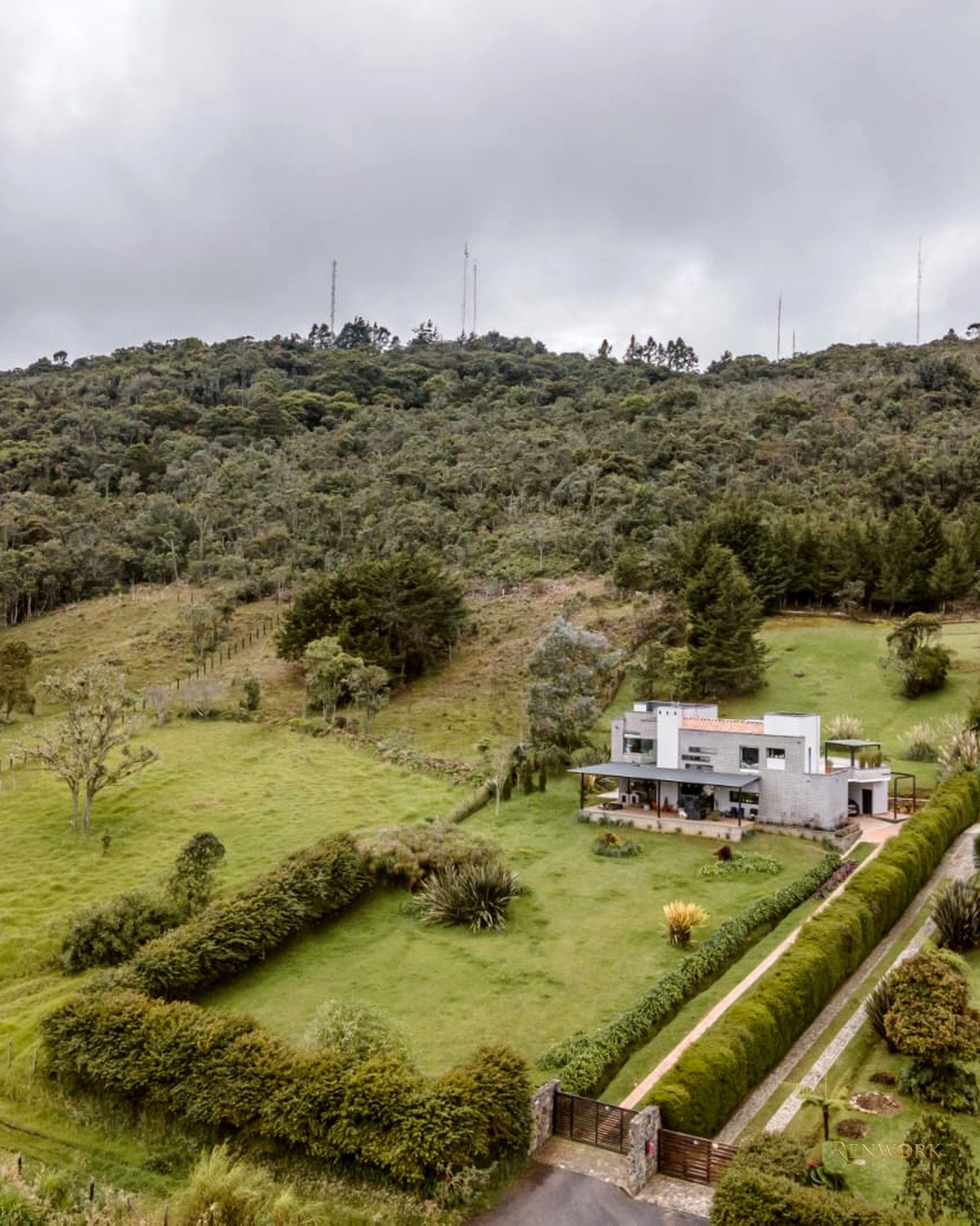 CASA CAMPESTRE EN VENTA EN SANTA ELENA VEREDA EL PLAN · foto 3