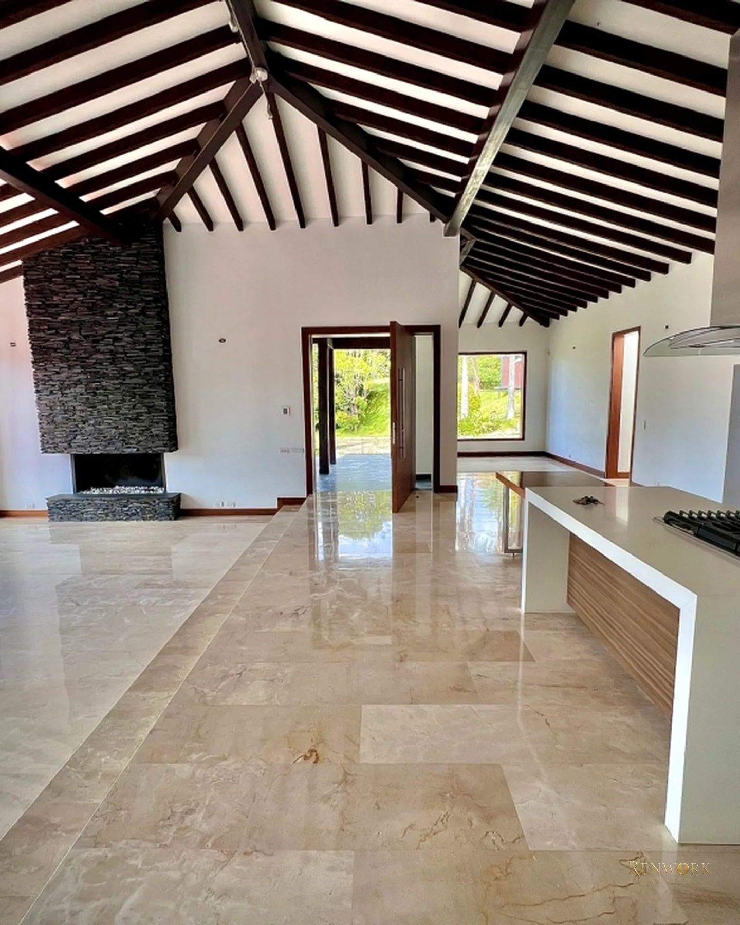 CASA CAMPESTRE EXCELENTE EN EL RETIRO · foto 4